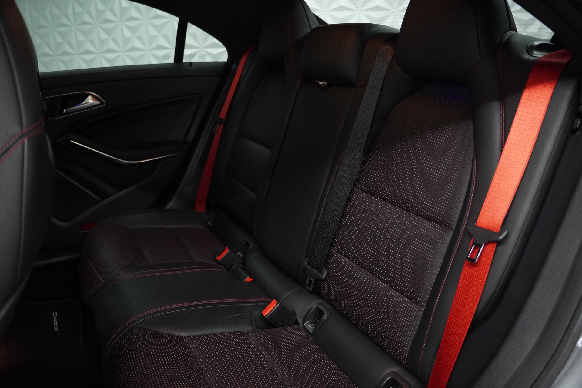 MERCEDES-BENZ CLA 45 AMG 4Matic Speedshift-image-20