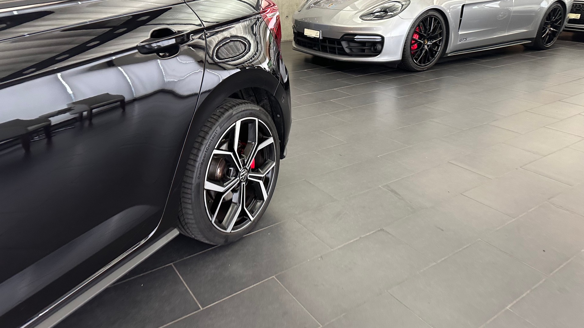 VW Polo 2.0 TSI GTI DSG-image-7