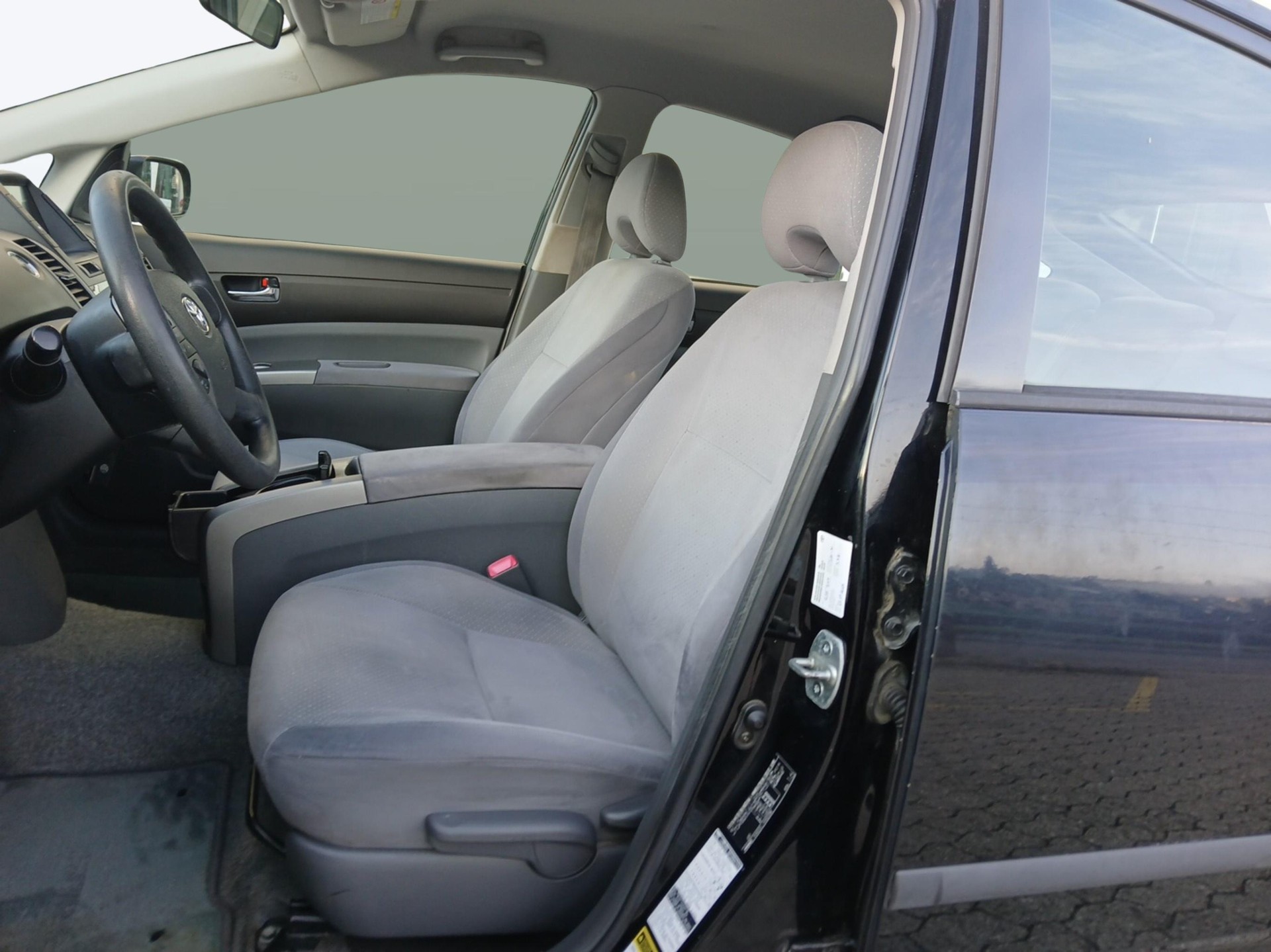TOYOTA Prius 1.5 16V Hybrid-image-9