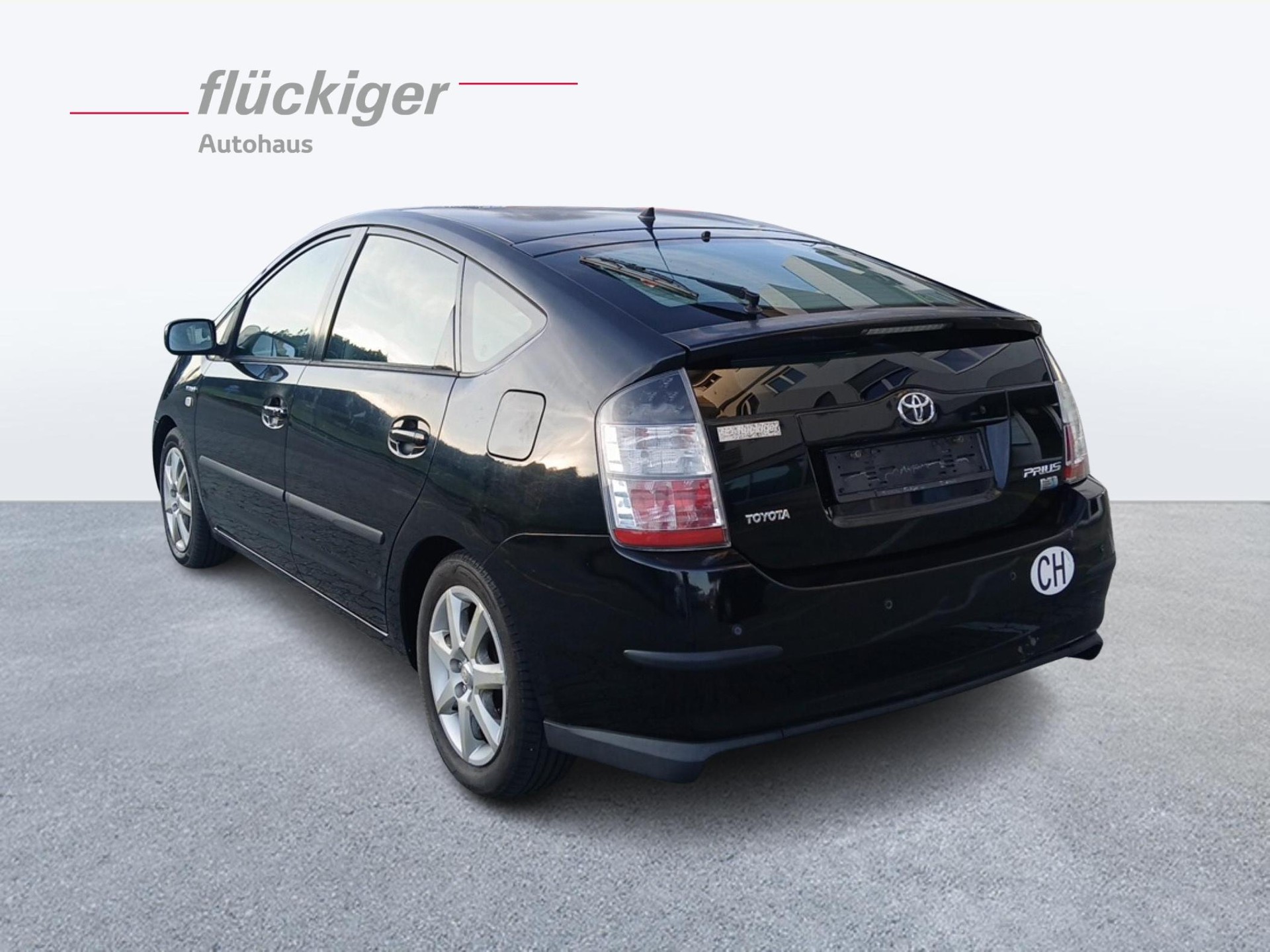 TOYOTA Prius 1.5 16V Hybrid-image-2