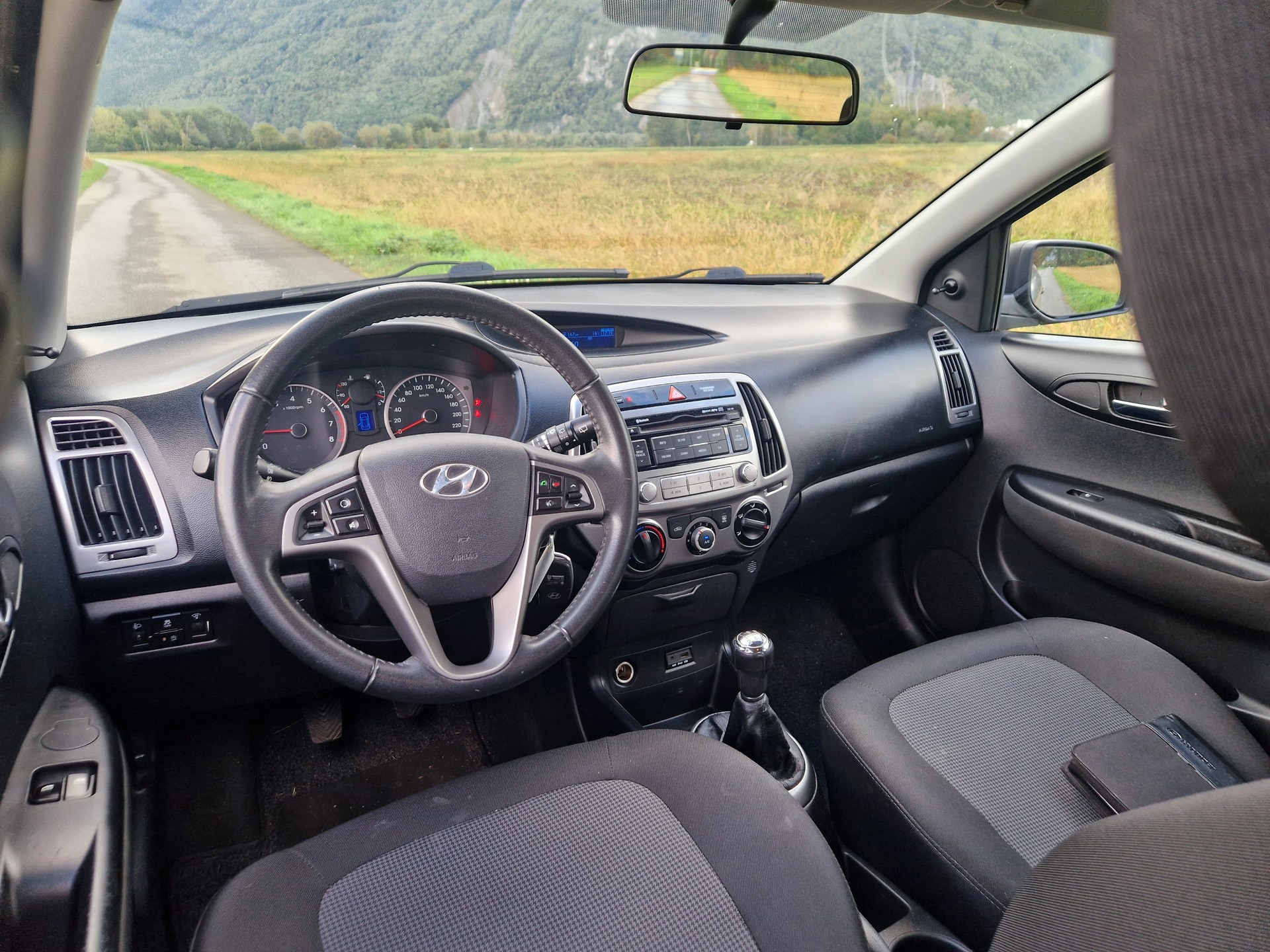 HYUNDAI i20 1.2 Comfort-image-7