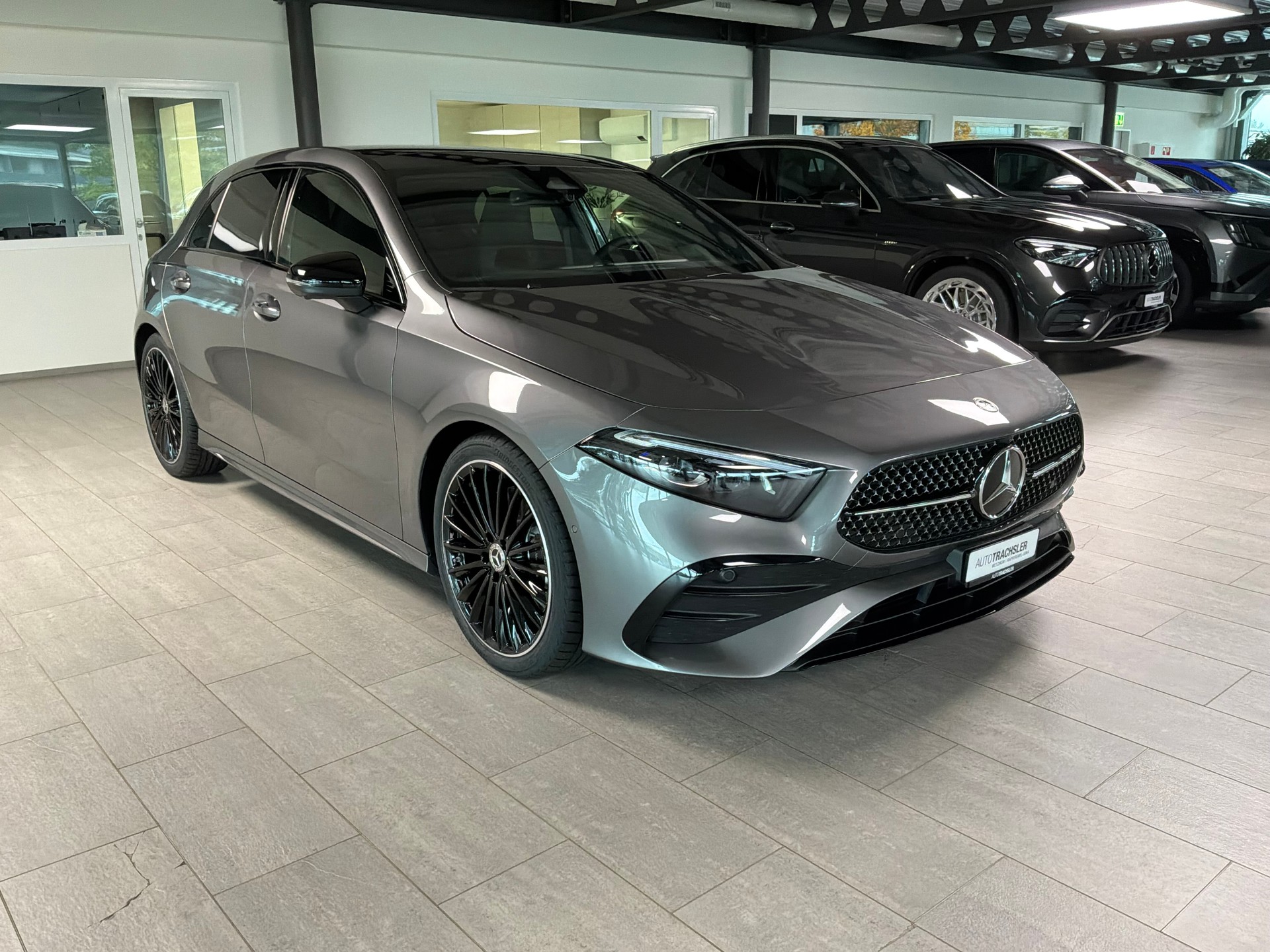 MERCEDES-BENZ A 250 4Matic 8G-DCT-image-2
