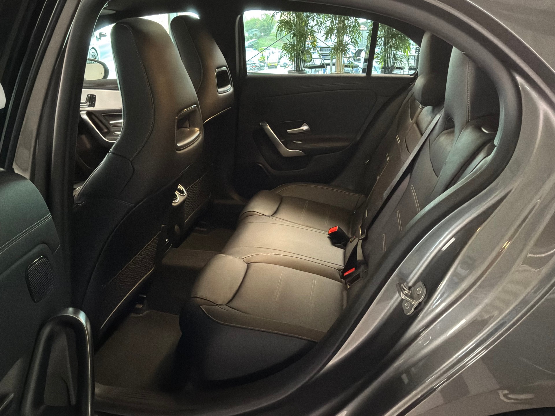 MERCEDES-BENZ A 250 4Matic 8G-DCT-image-8