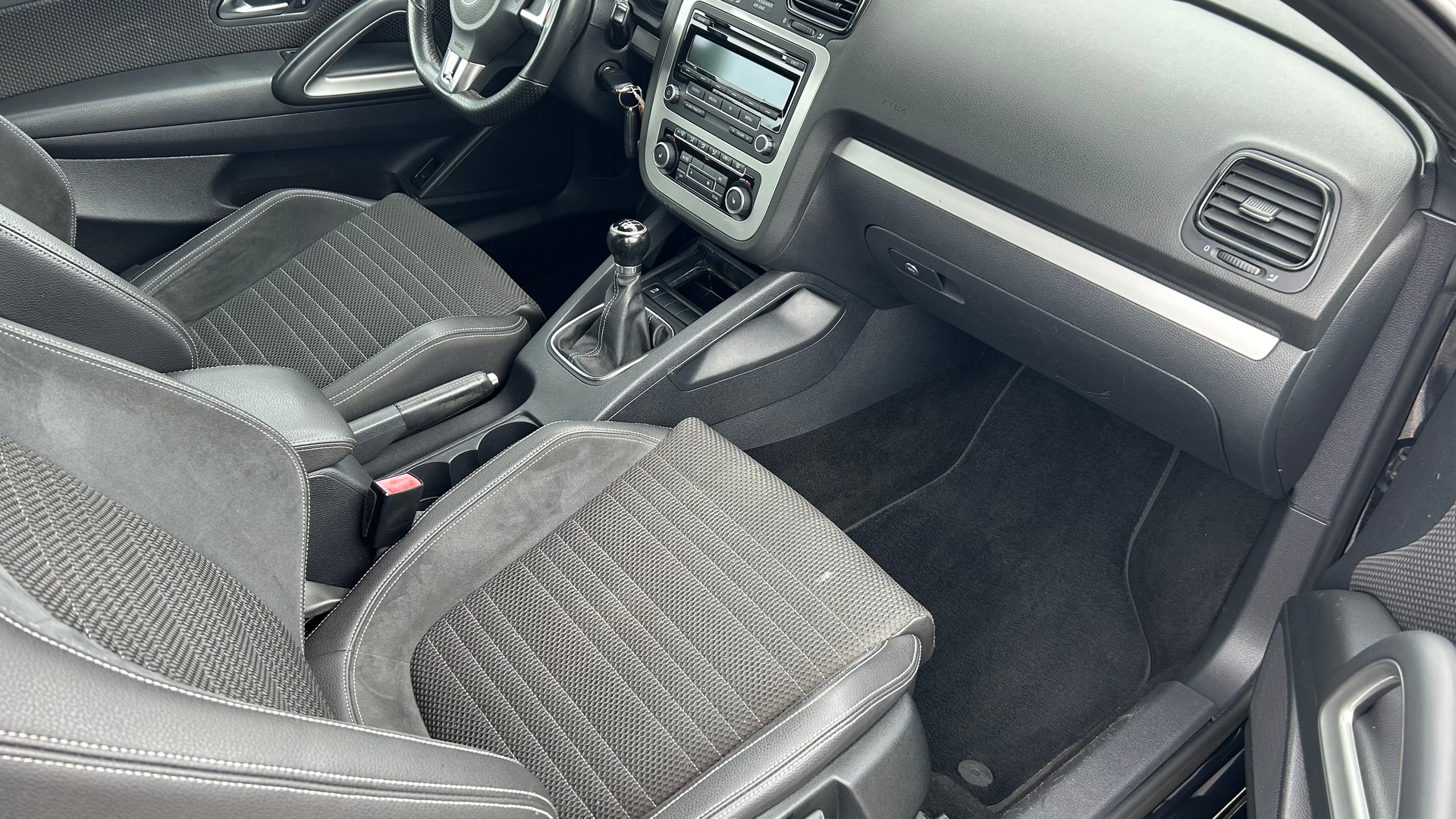 VW Scirocco 1.4 TSI-image-8