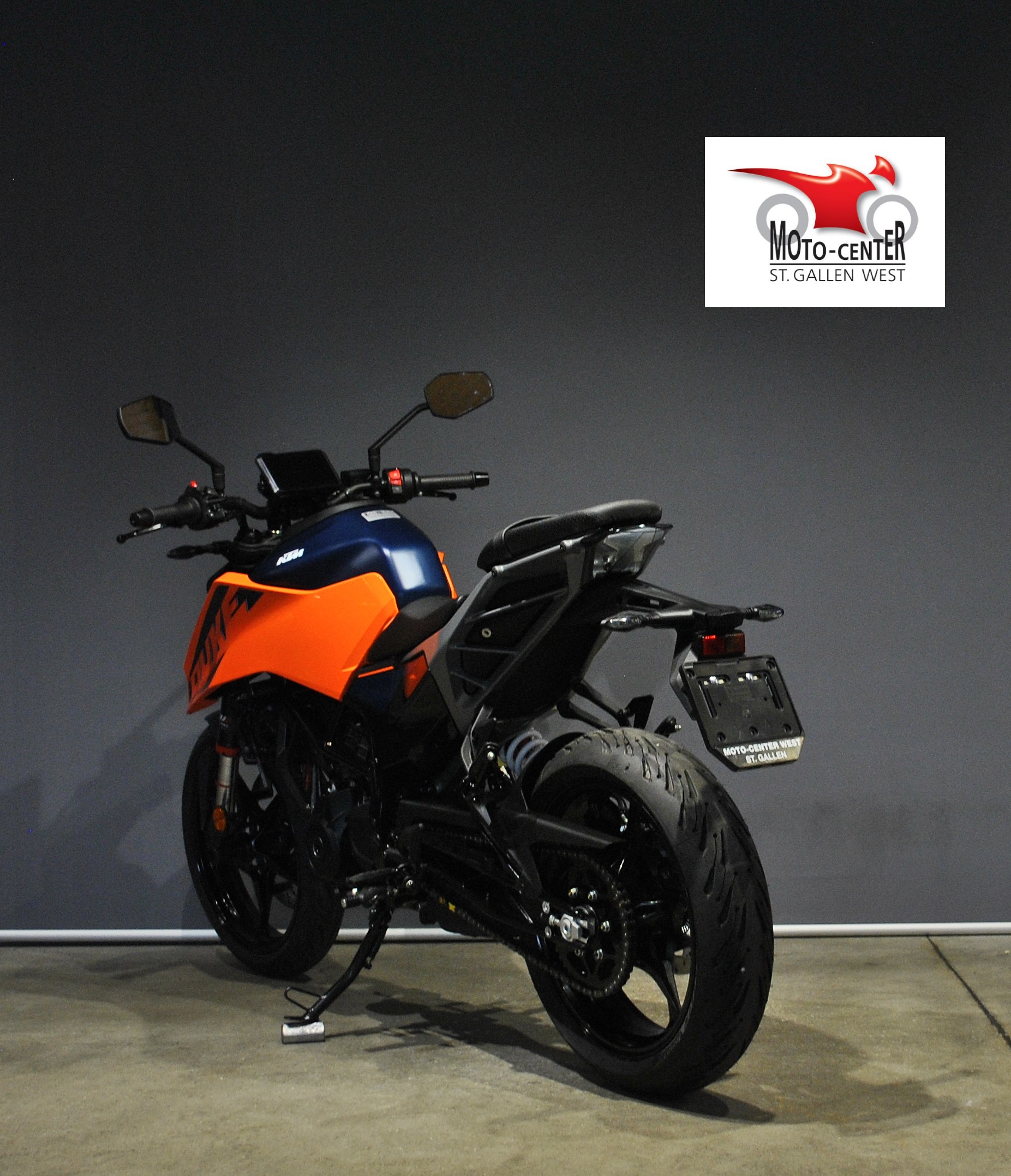 KTM 125 Duke-showroom-element-3