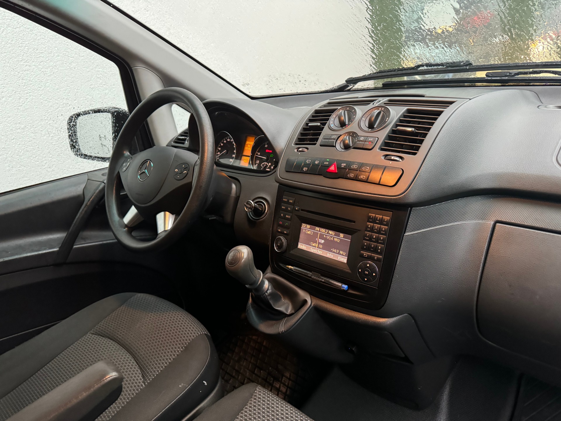 MERCEDES-BENZ Vito 113 CDI Blue Efficiency-image-9