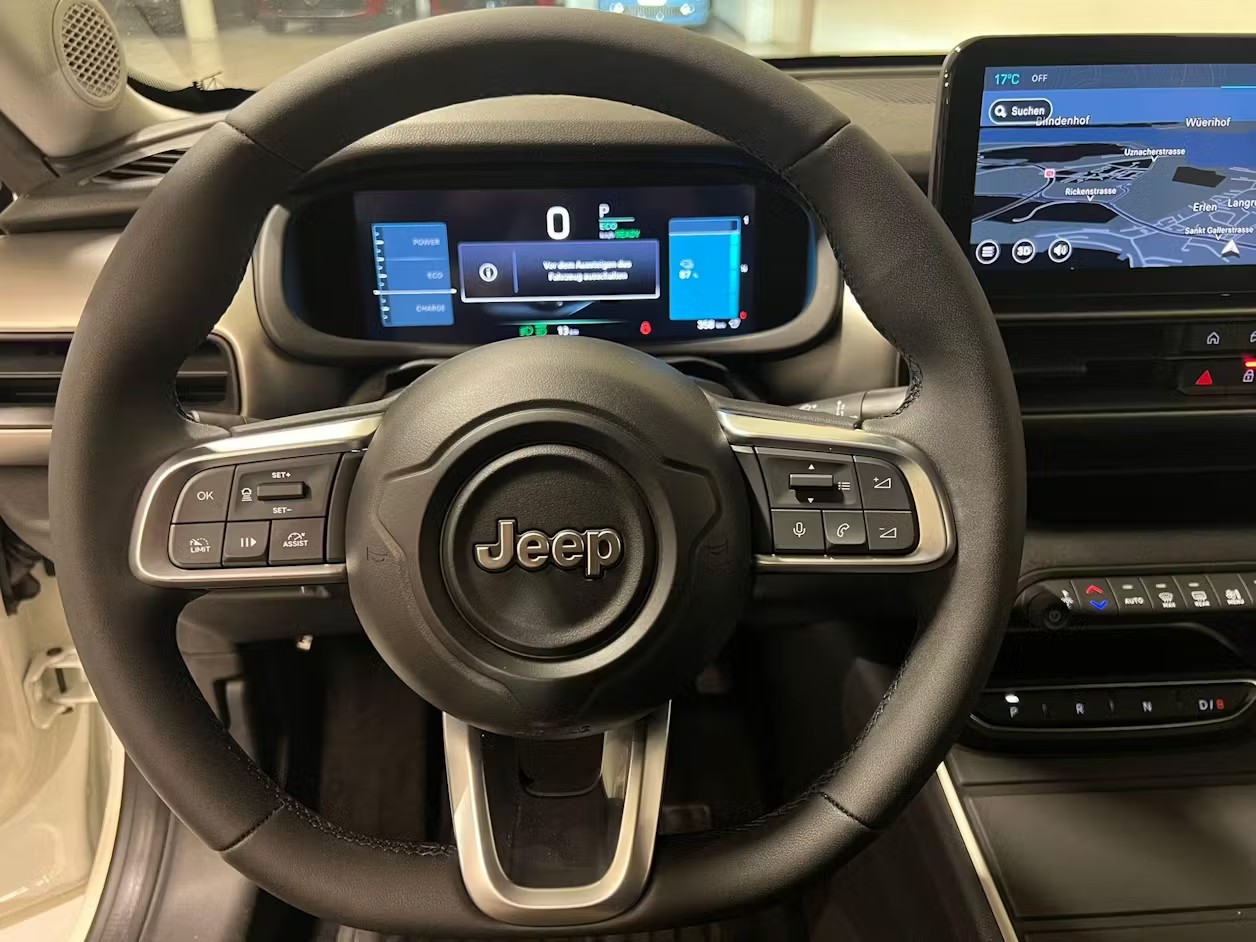 JEEP Avenger 54kWh Summit-image-4