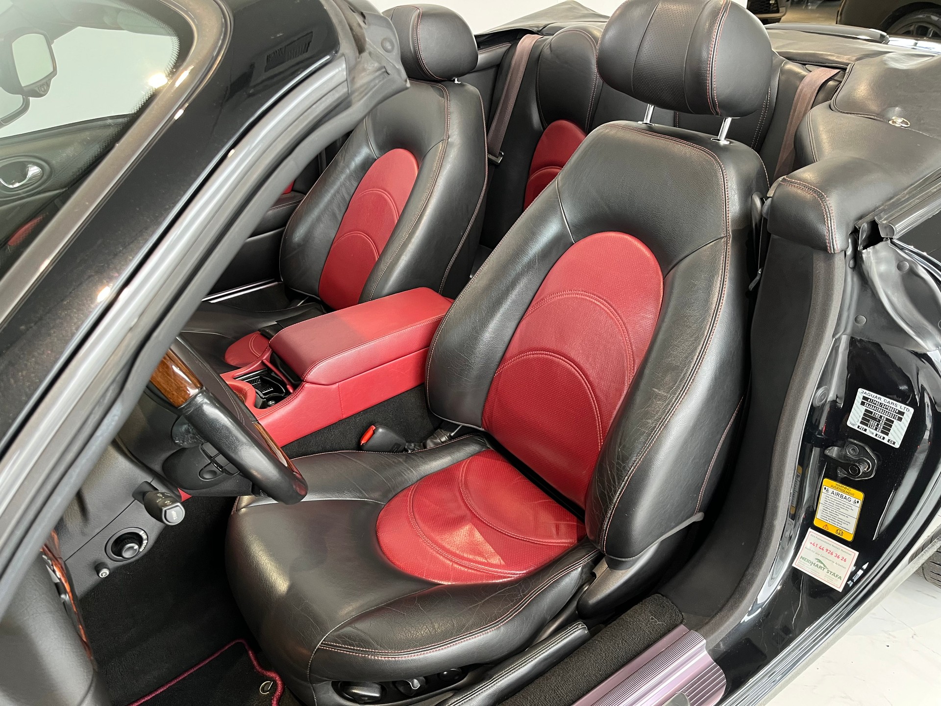 JAGUAR XKR S/C-image-6