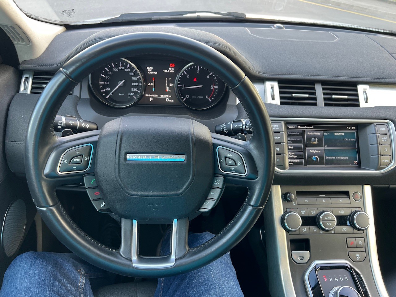 LAND ROVER Range Rover Evoque 2.2 TD4 Pure AT9-image-10