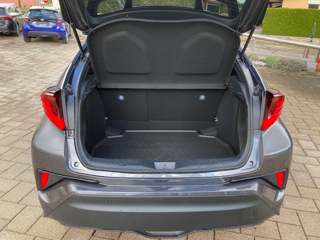 TOYOTA C-HR 1.8 HSD CVT Trend-image-5