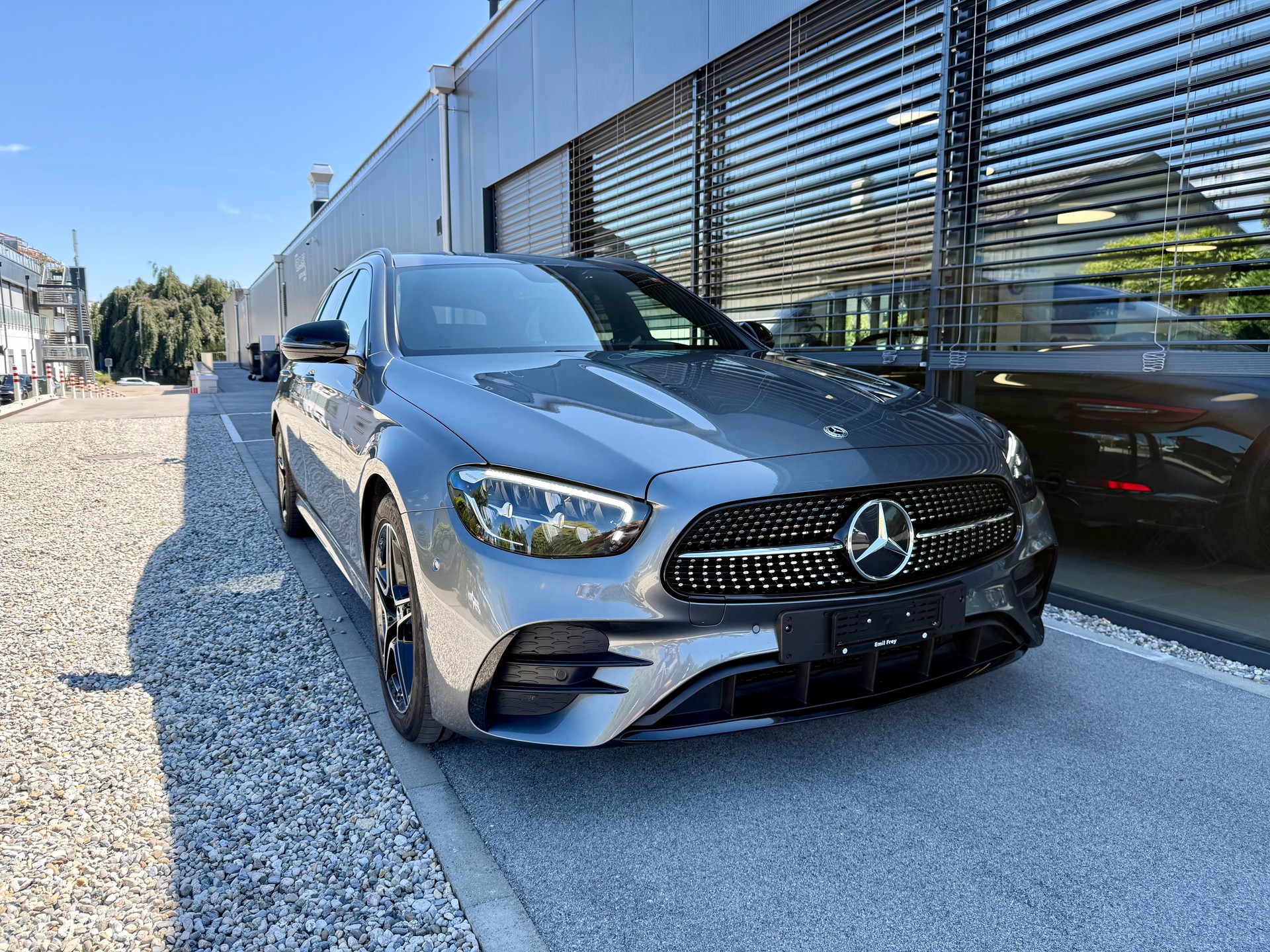 MERCEDES-BENZ E 220 d T 4Matic AMG Line 9G-Tronic