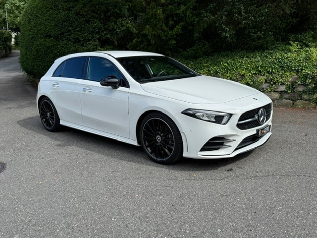 MERCEDES-BENZ A 200 AMG Line 7G-DCT-image-0