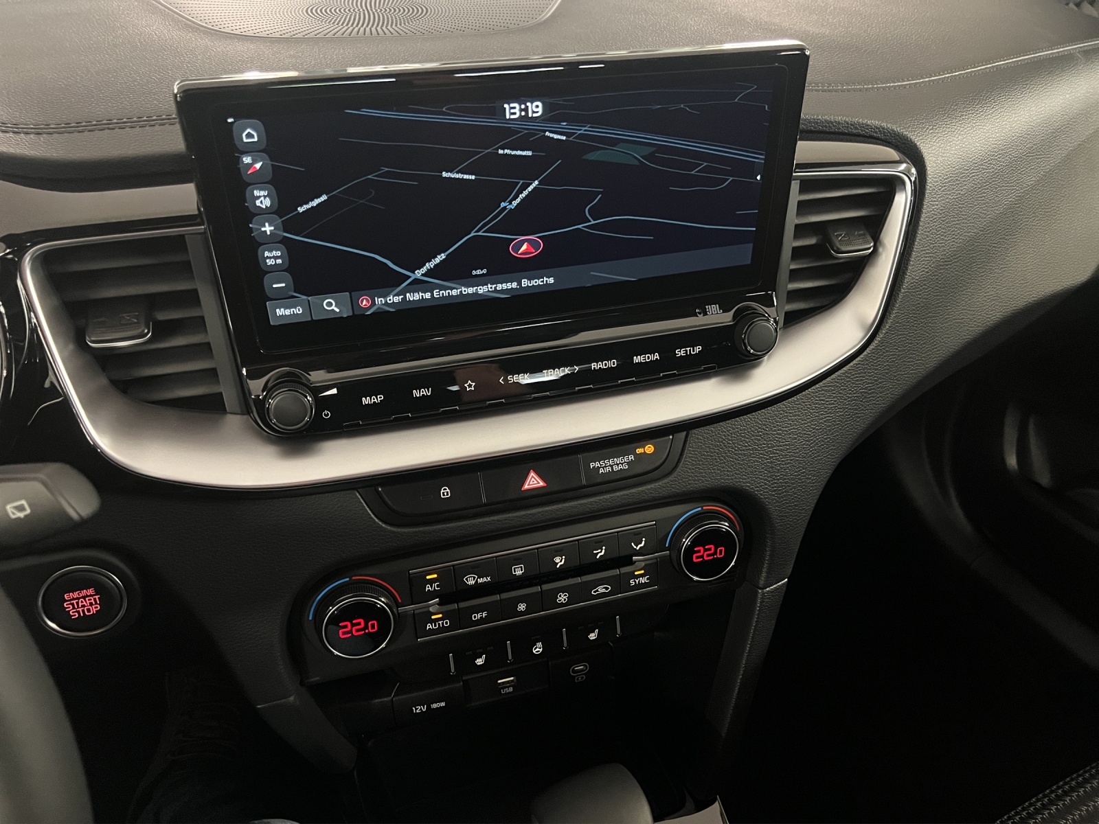 KIA Ceed 1.5 T Power-image-8