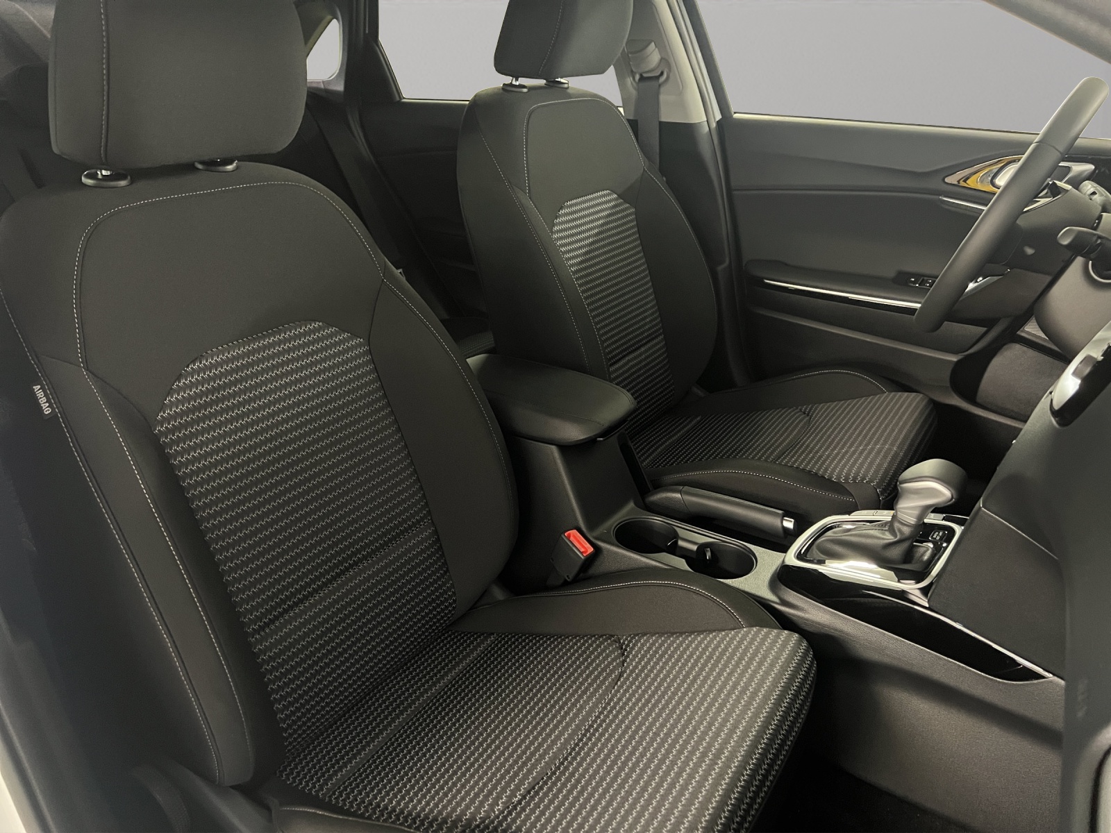 KIA Ceed 1.5 T Power-image-12