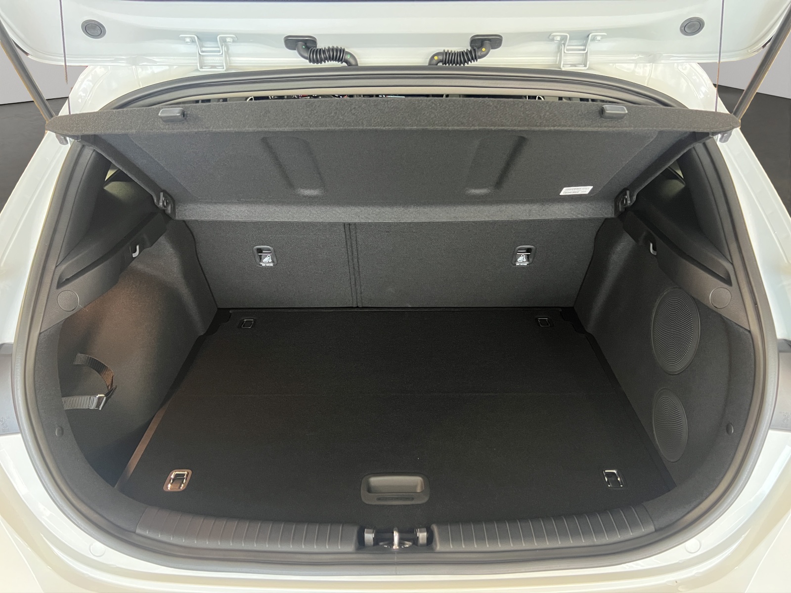 KIA Ceed 1.5 T Power-image-13
