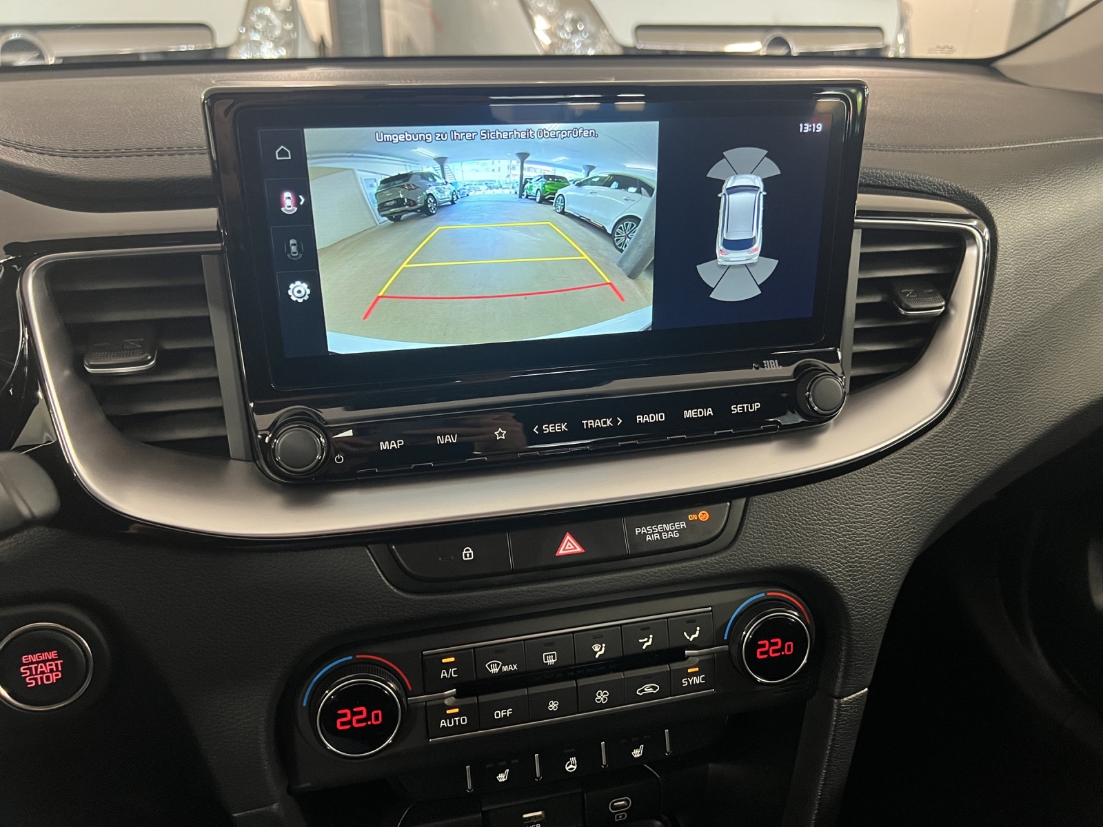 KIA Ceed 1.5 T Power-image-9
