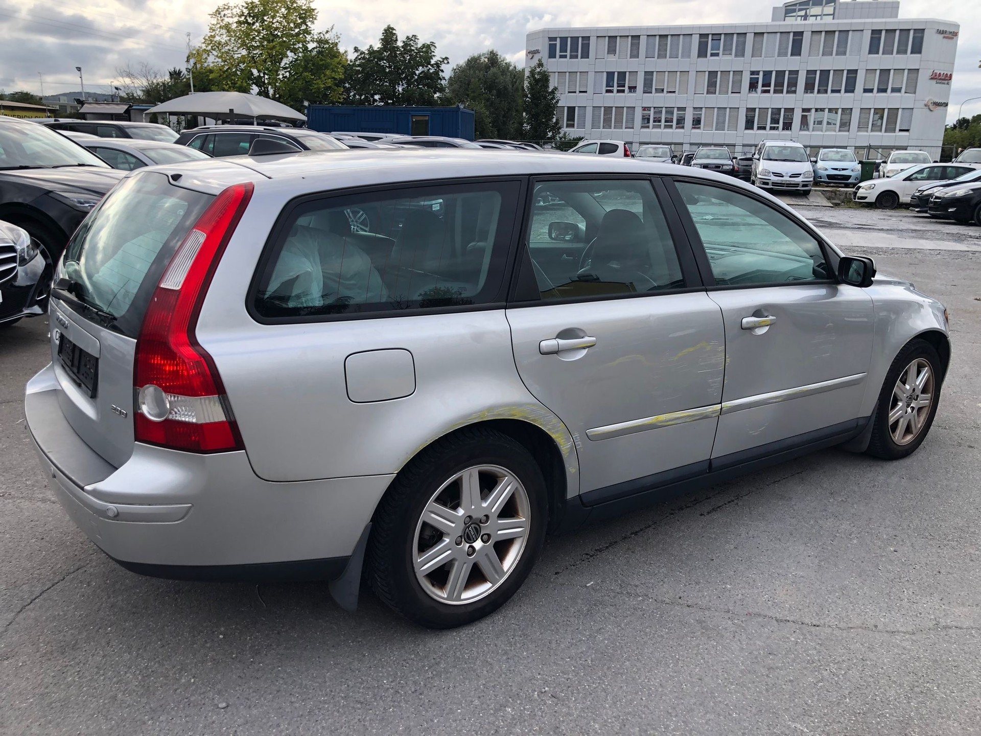VOLVO V50 2.0D Momentum-image-13