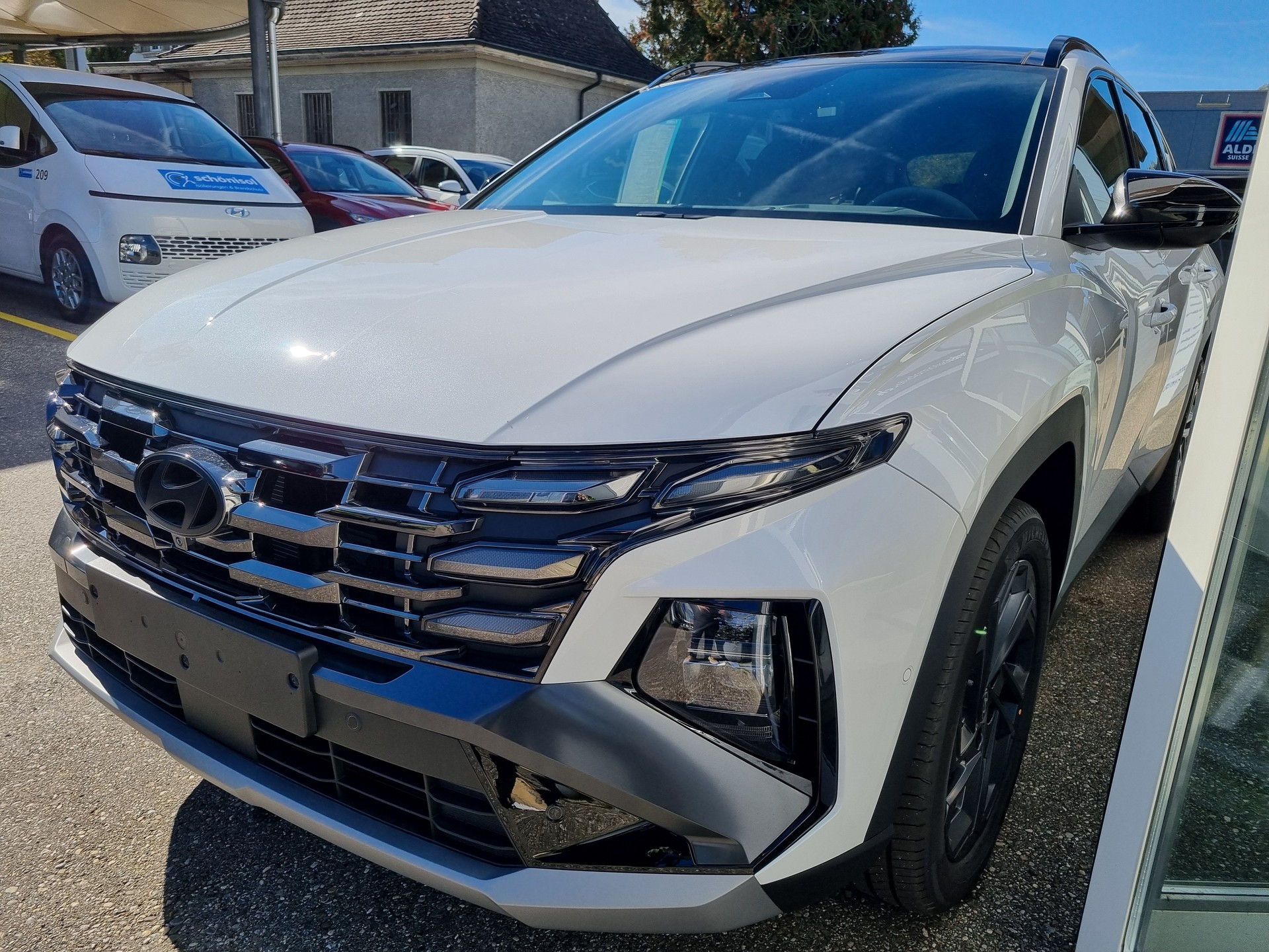 HYUNDAI Tucson 1.6 TGDI HEV 20th Anniversary 4WD-image-2
