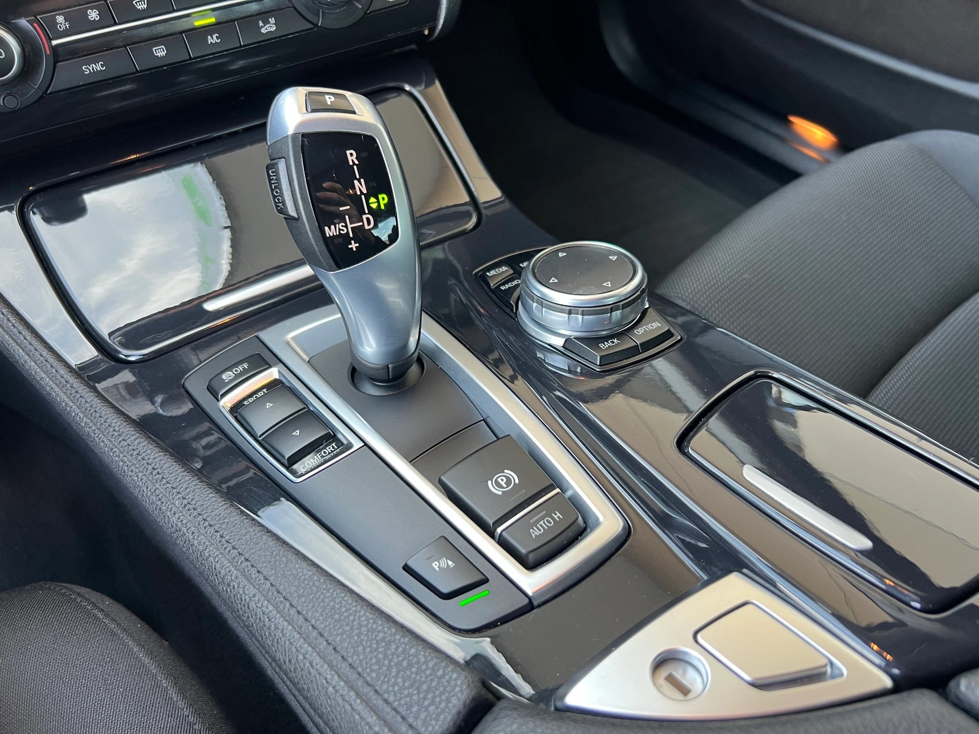 BMW 520d Steptronic-image-19