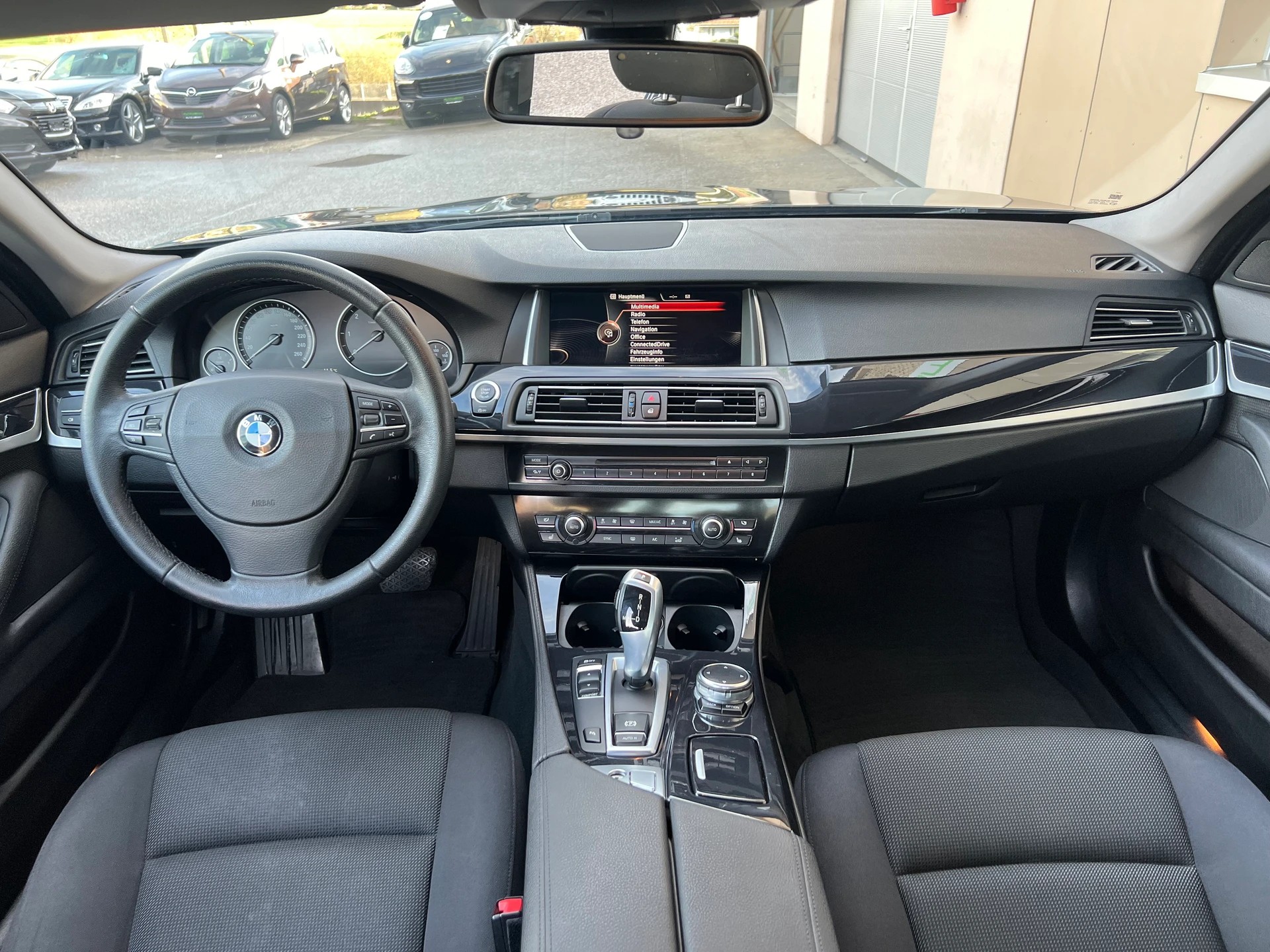 BMW 520d Steptronic-image-12