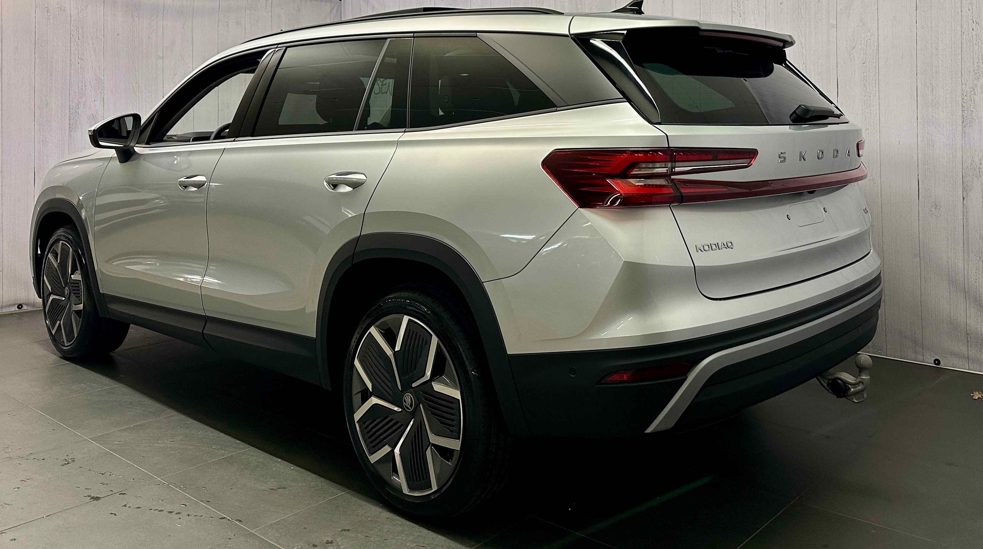 SKODA Kodiaq 2.0 TSI Selection 4x4-image-5
