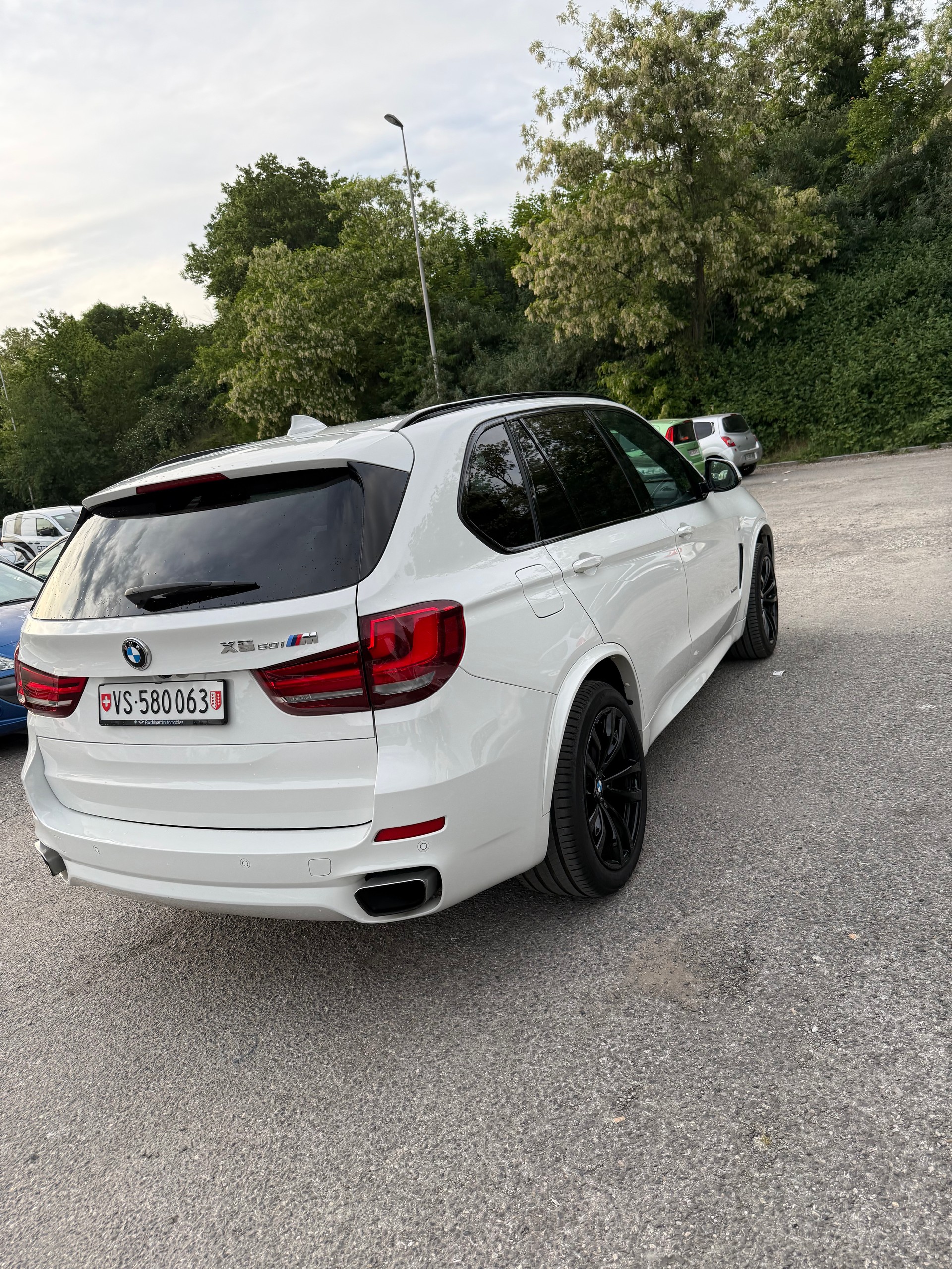 BMW X5 xDrive 50i M Steptronic-image-1