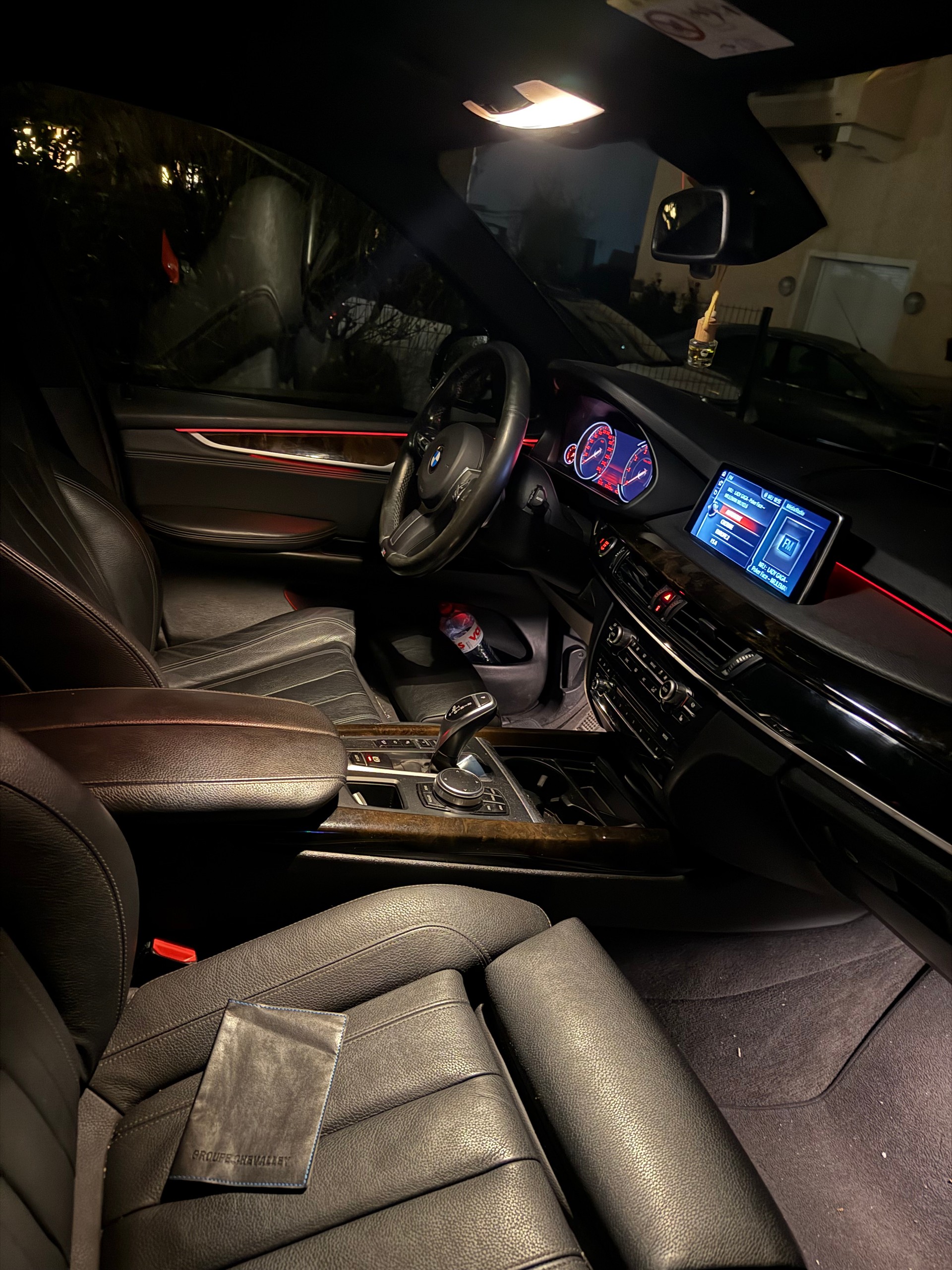BMW X5 xDrive 50i M Steptronic-image-4