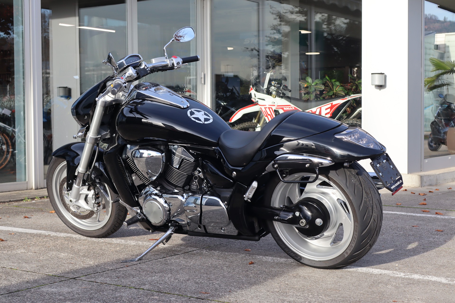 SUZUKI M 1800 R K6-image-5