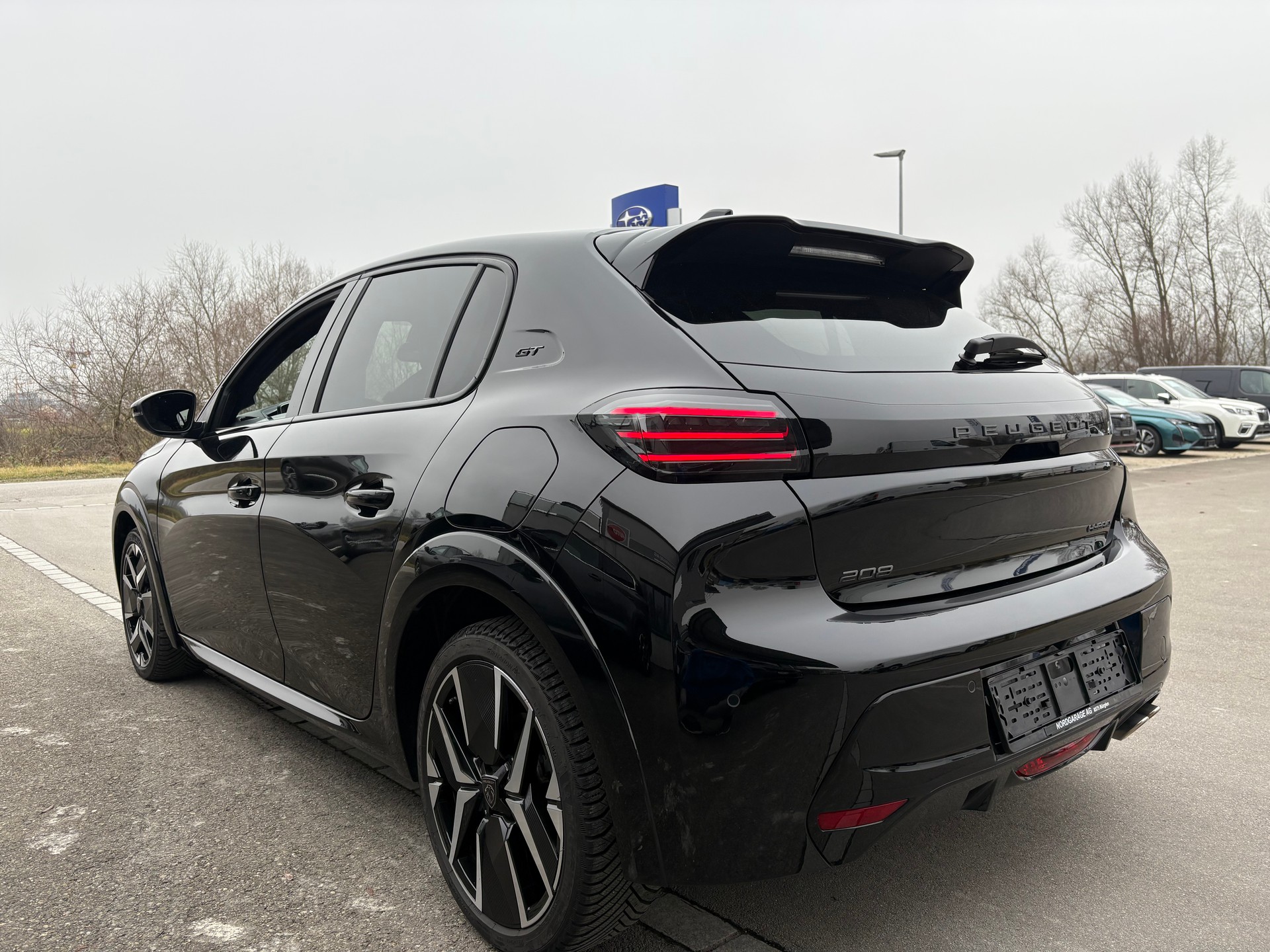 PEUGEOT 208 1.2 Hybrid 145 GT-image-5