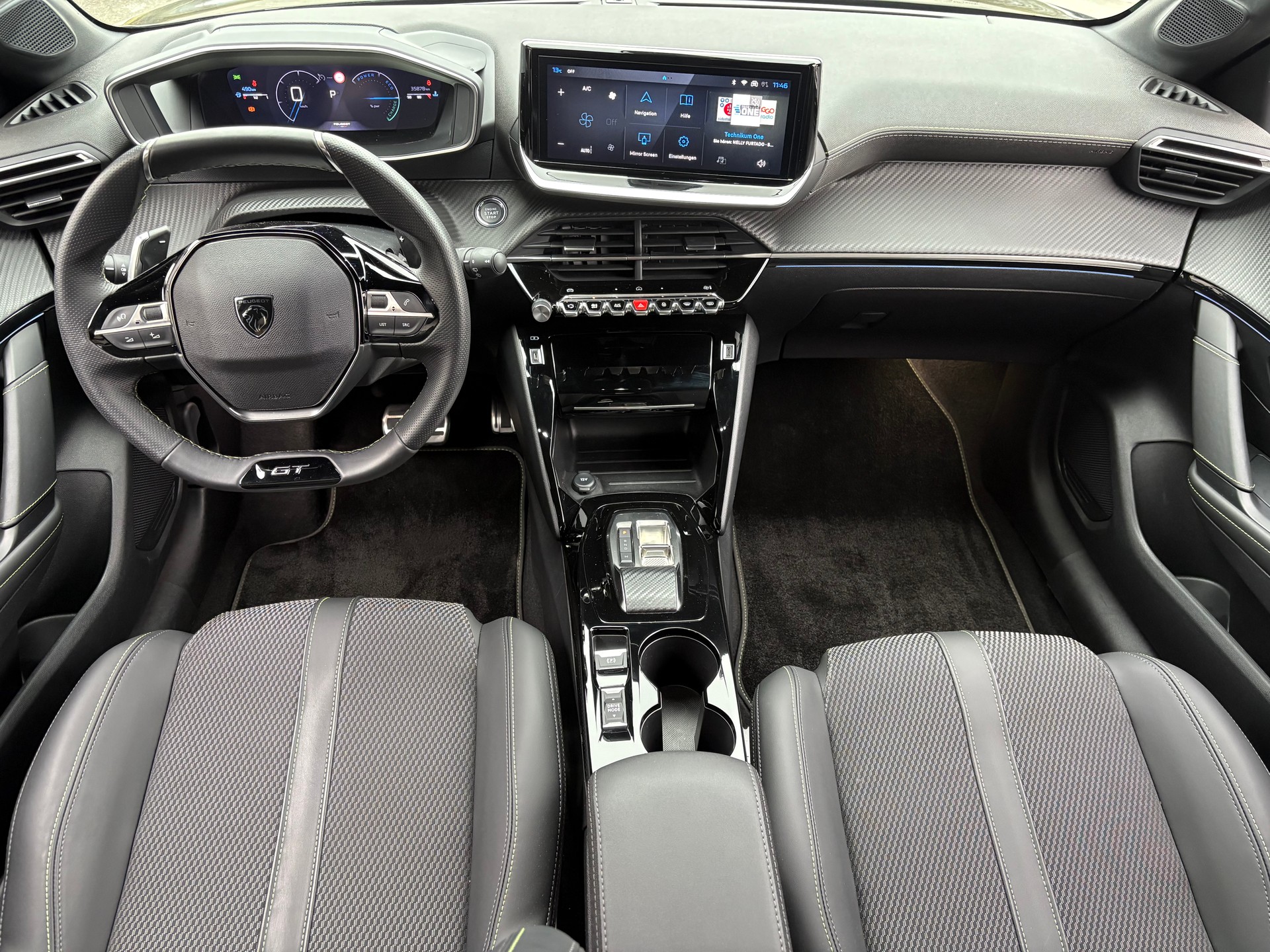 PEUGEOT 208 1.2 Hybrid 145 GT-image-7