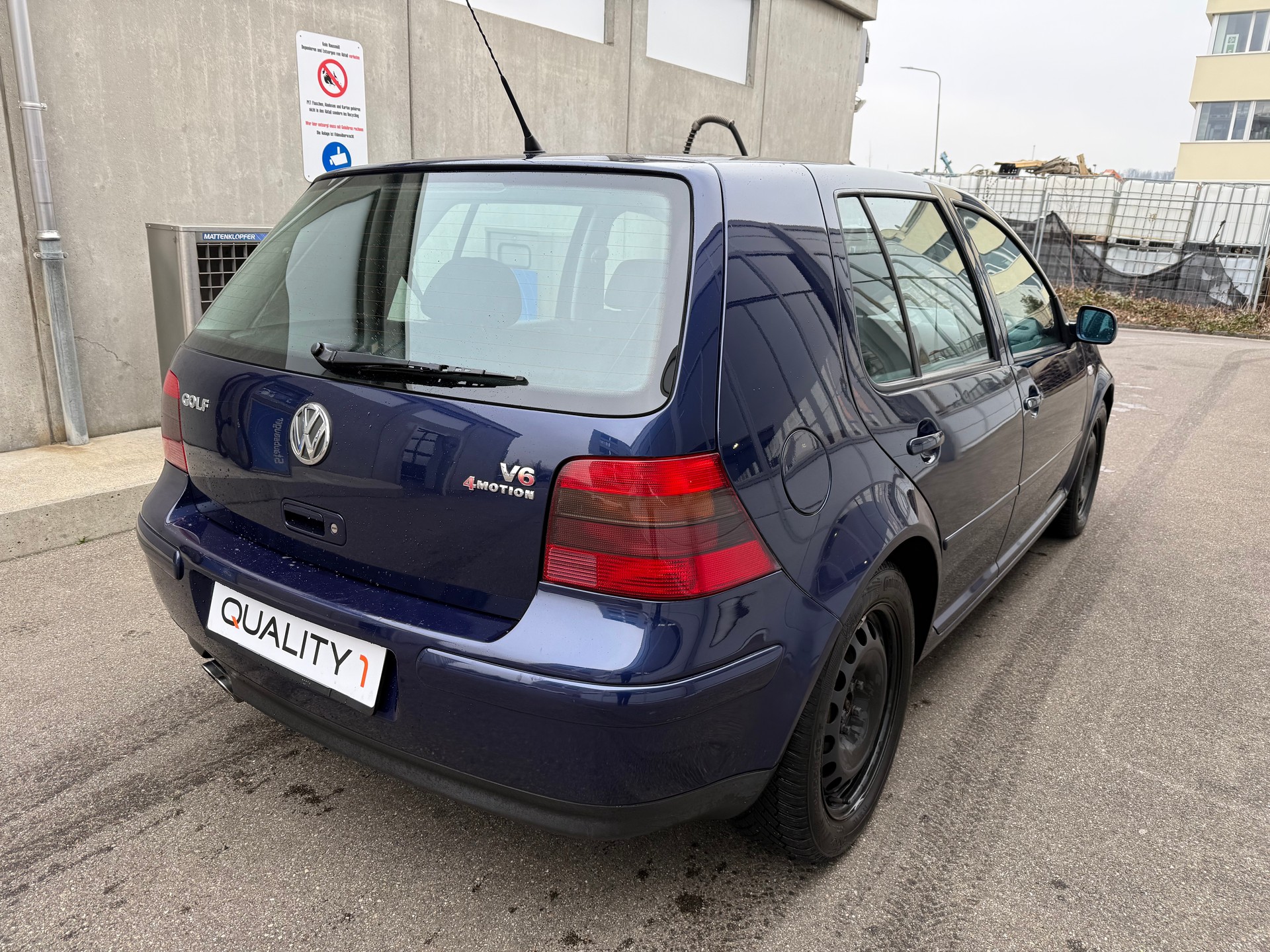 VW Golf 2.8 Highline 4Motion *Originaler Golf V6 4 Motion *CH Fahrzeug *Frisch ab MFK *Klimatisierungsautomatik-image-4