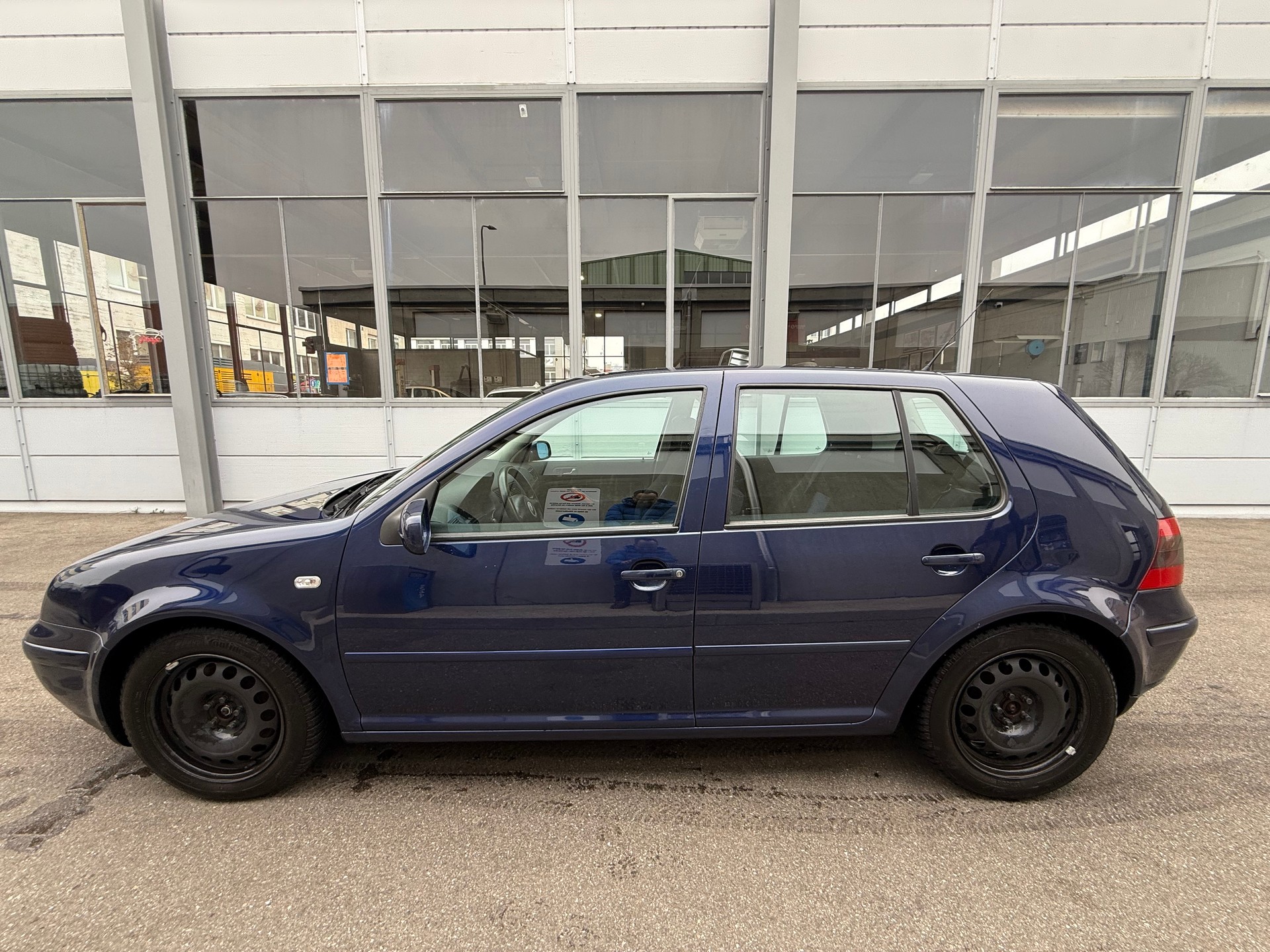 VW Golf 2.8 Highline 4Motion *Originaler Golf V6 4 Motion *CH Fahrzeug *Frisch ab MFK *Klimatisierungsautomatik-image-8
