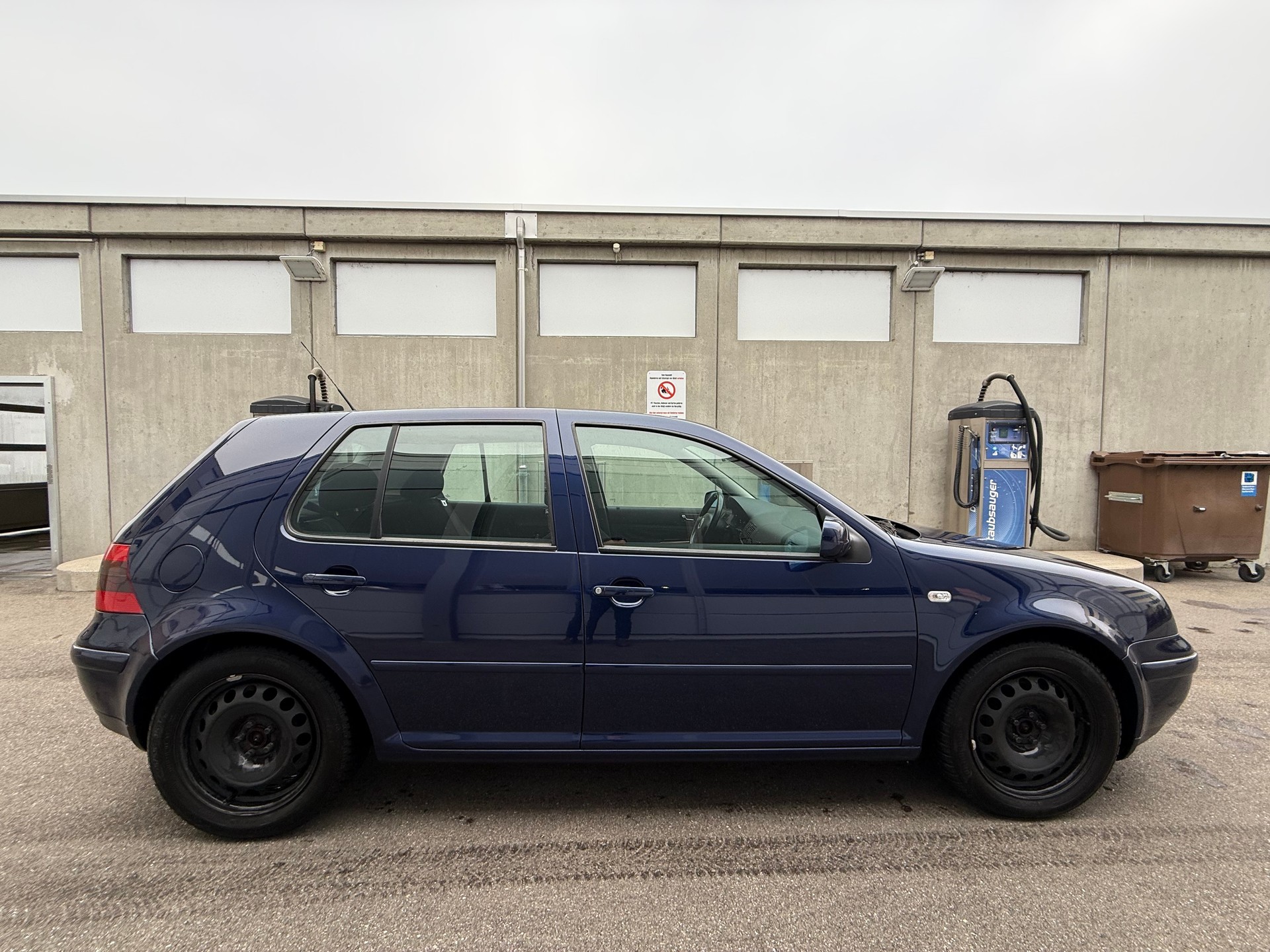 VW Golf 2.8 Highline 4Motion *Originaler Golf V6 4 Motion *CH Fahrzeug *Frisch ab MFK *Klimatisierungsautomatik-image-3