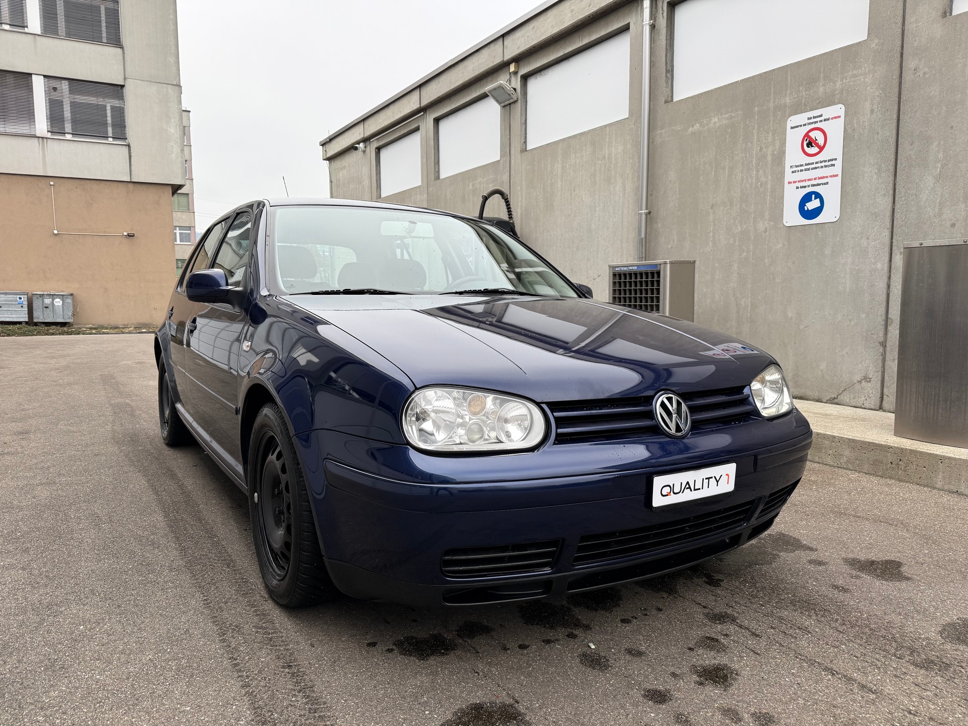 VW Golf 2.8 Highline 4Motion *Originaler Golf V6 4 Motion *CH Fahrzeug *Frisch ab MFK *Klimatisierungsautomatik-image-2