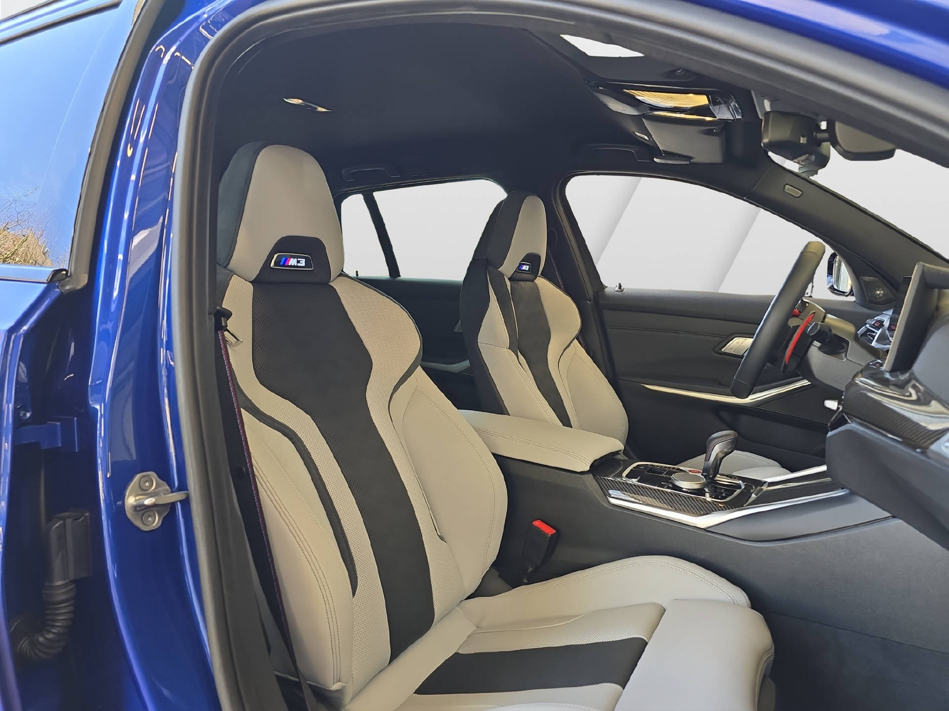 BMW M3 Competition xDrive Touring-image-5