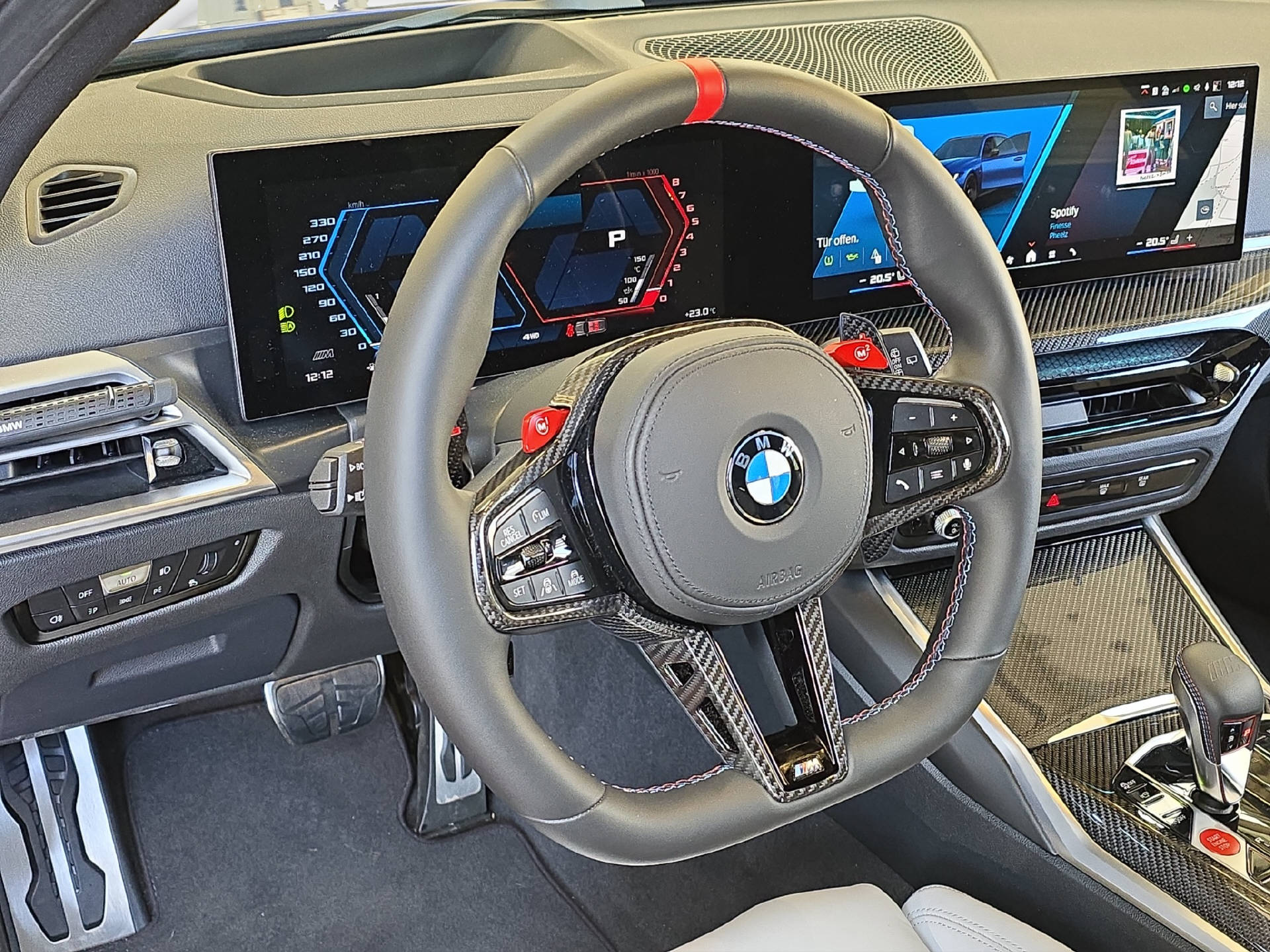 BMW M3 Competition xDrive Touring-image-10