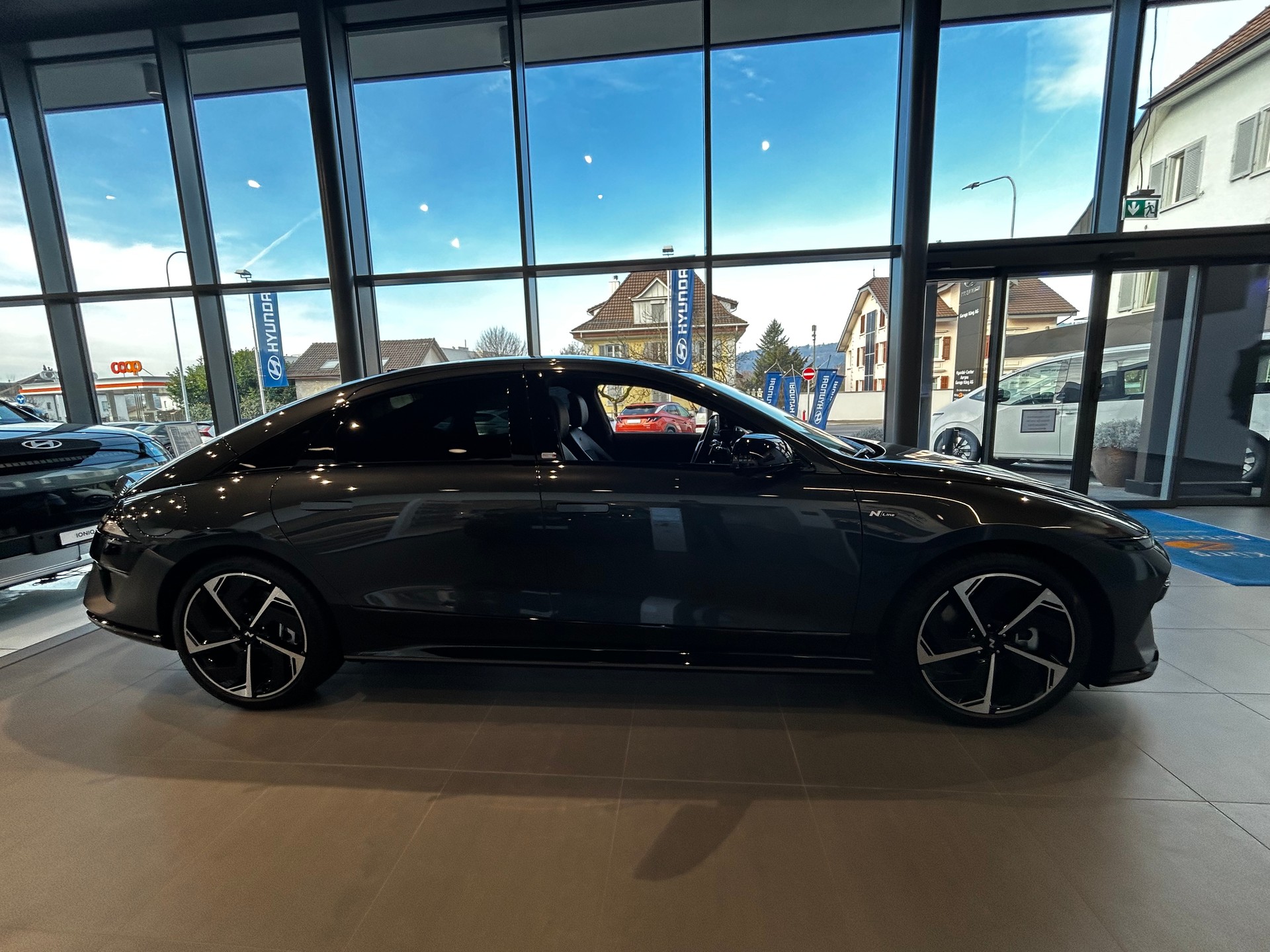 HYUNDAI Ioniq 6 84kWh N Line 4WD-showroom-element-3