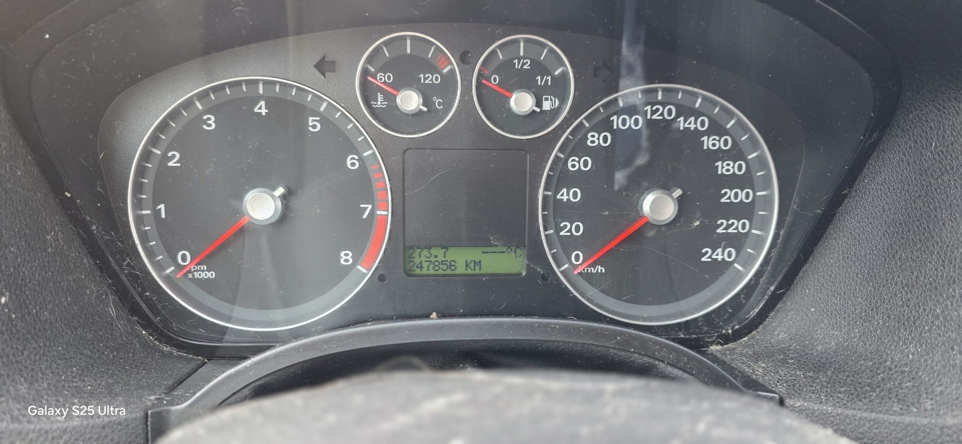 FORD Focus 2.0i Carving-image-10
