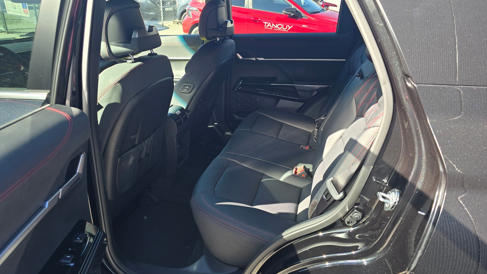 KGM-SsangYong Actyon 1.5 T GDI Platinum-image-3