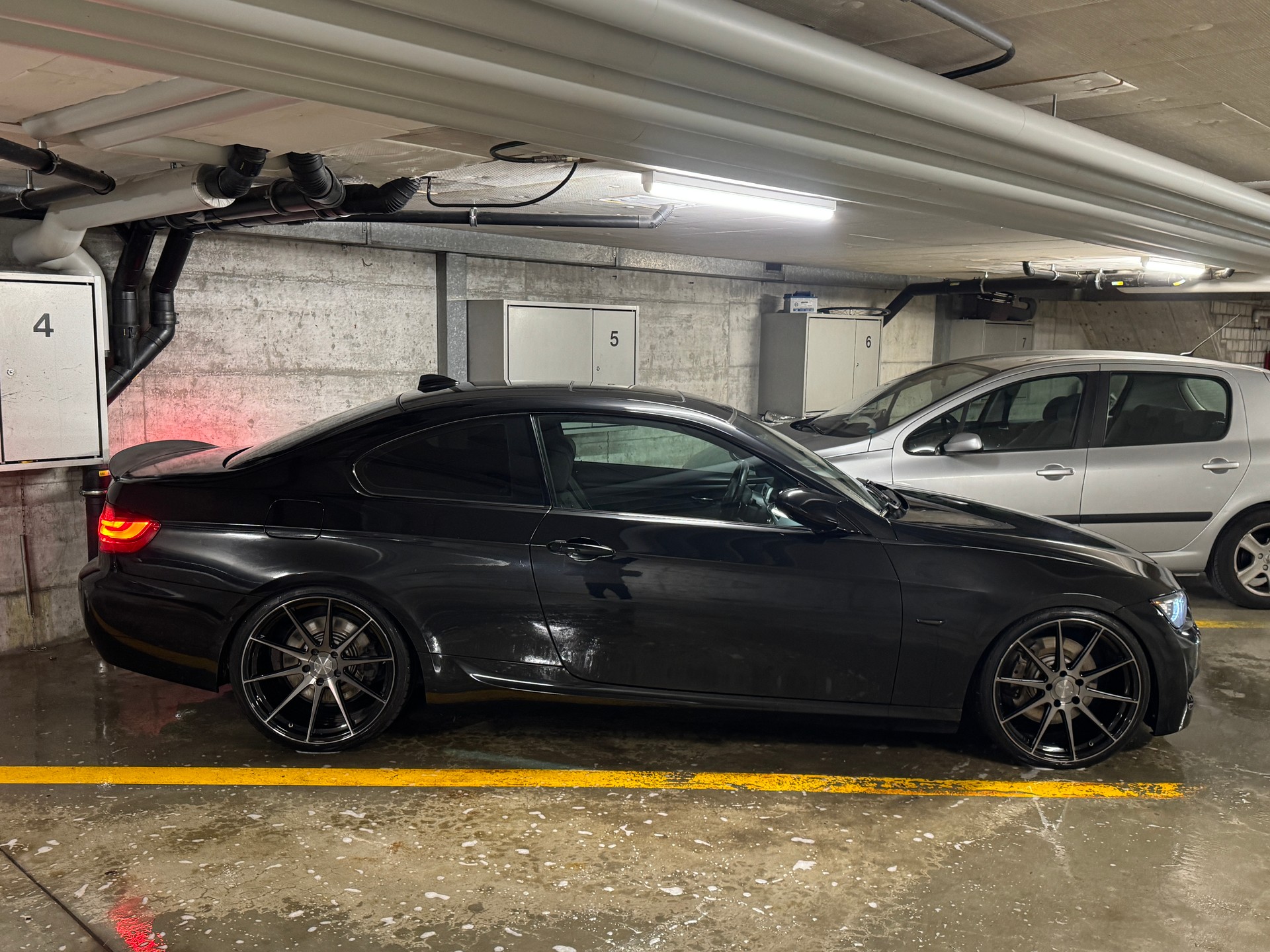 BMW 335i xDrive Coupé Steptronic-image-9