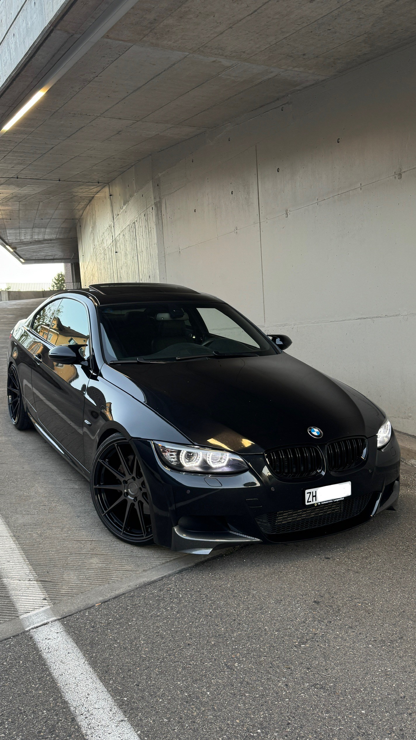 BMW 335i xDrive Coupé Automat ** FRISCH AB MFK 23. Juli 2026 ** M-Performance V1 ** FINANZIERUNG MÖGLICH-image-2