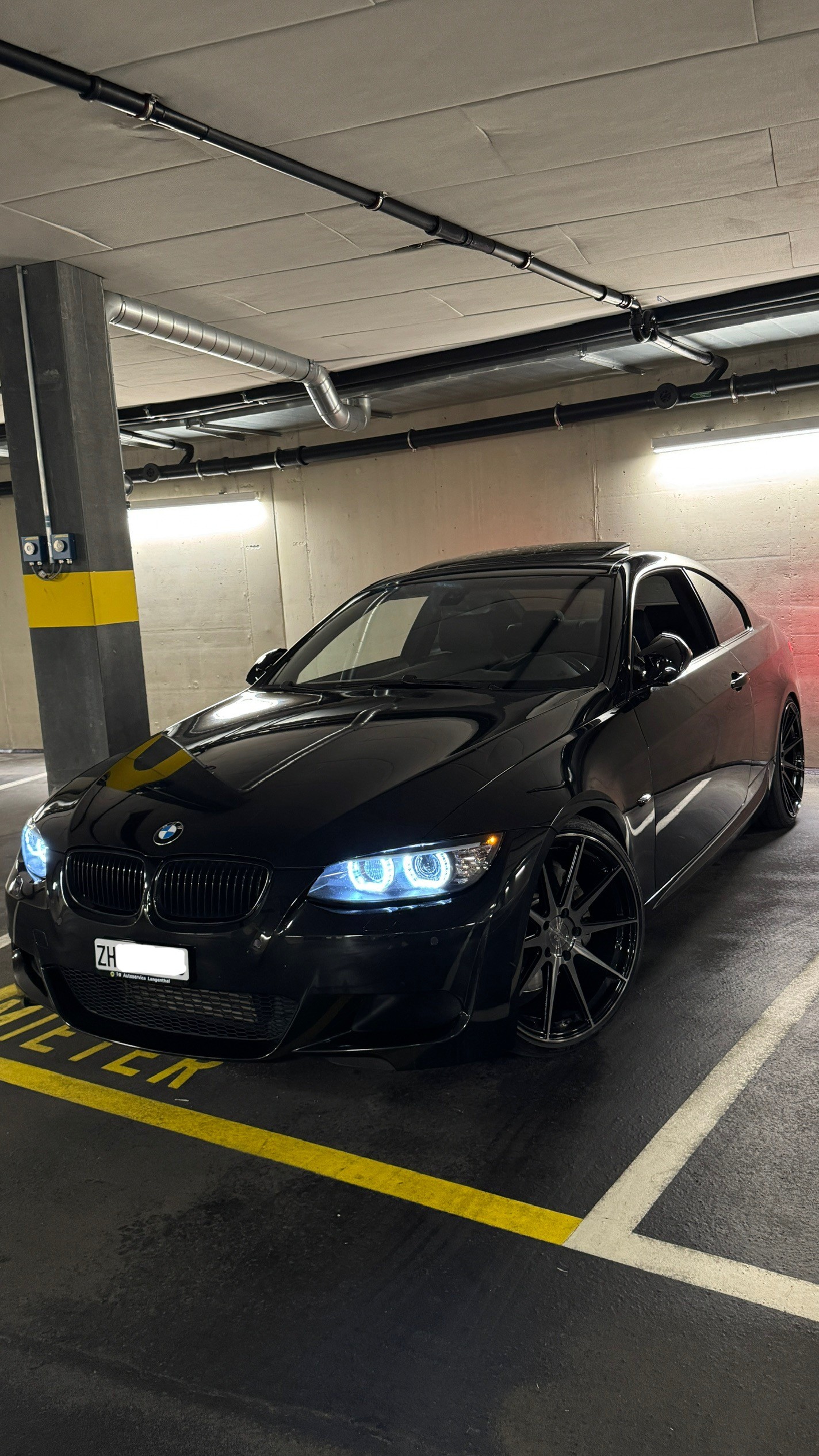 BMW 335i E92 Coupé xDrive M-Performance V1 **20 Zoll AVERSUS Wheels** !!! FRISCH AB MFK 23. Juli 2026 !!!-image-0