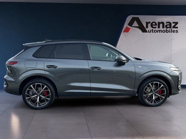 AUDI Q3 SUV TFSI quattro 195 kW S tronic-image-5