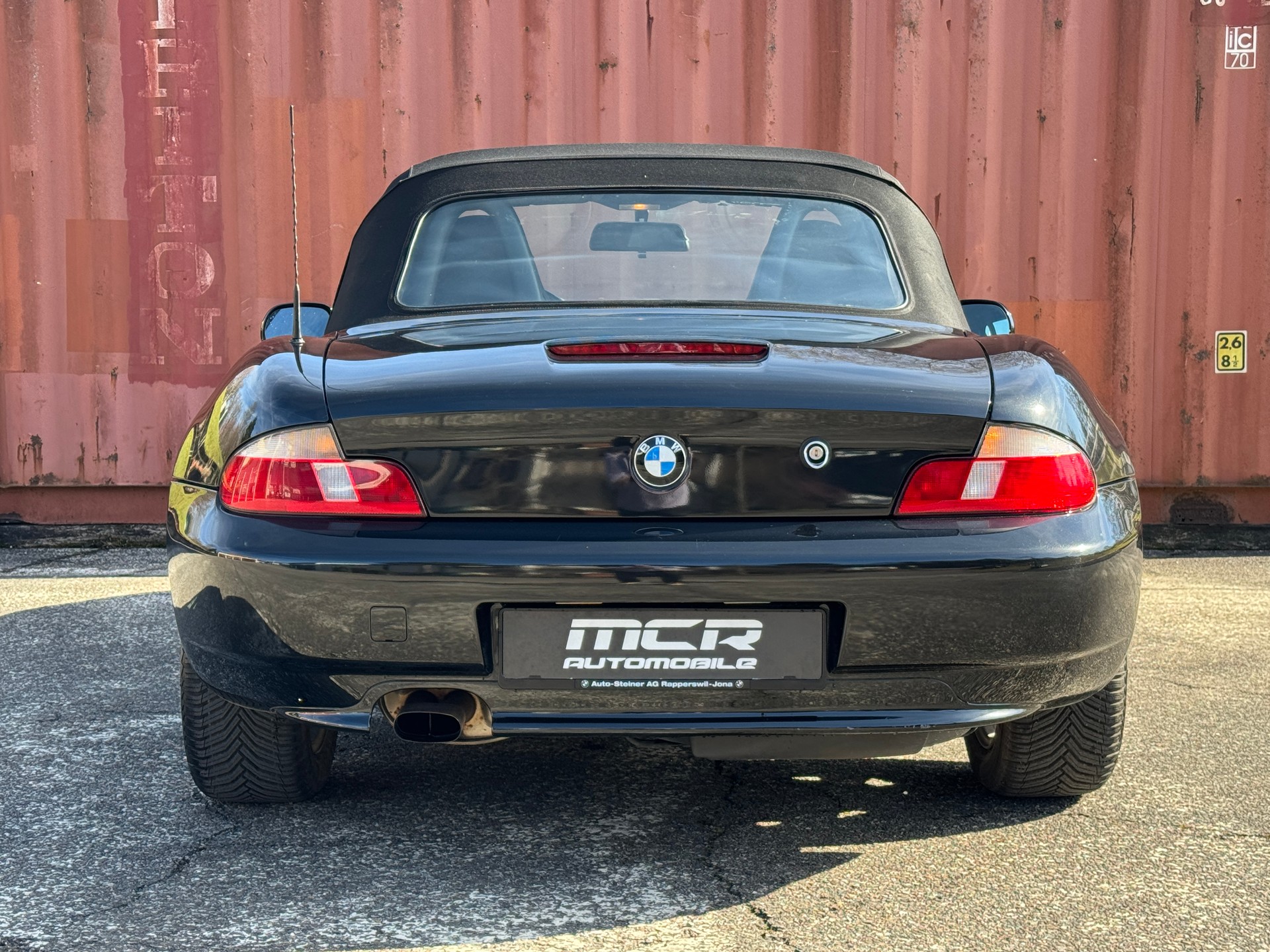 BMW Z3 1.9 Roadster-showroom-element-3