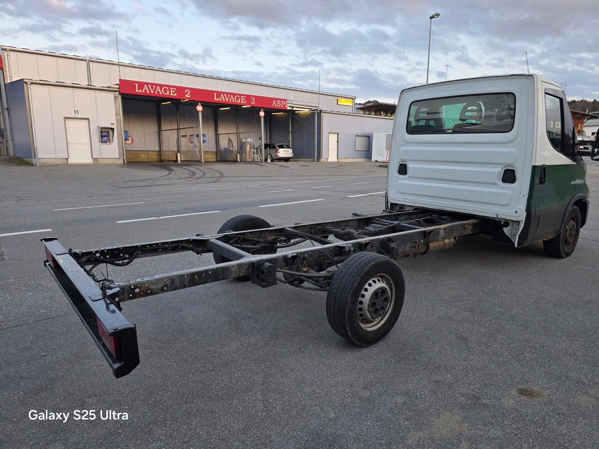 IVECO 35S18HA8 - 3.0 Diesel-image-3