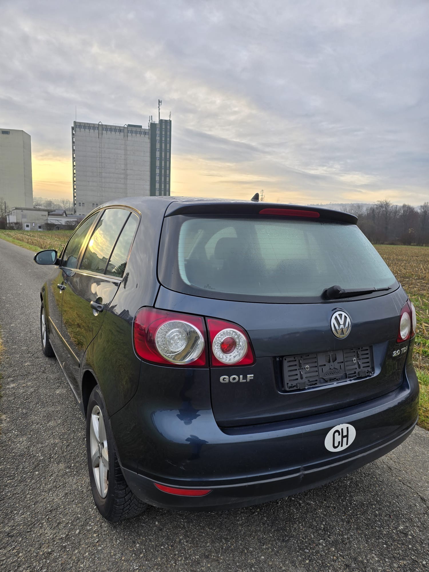 VW Golf Plus 2.0 TDI Comfortline-image-6
