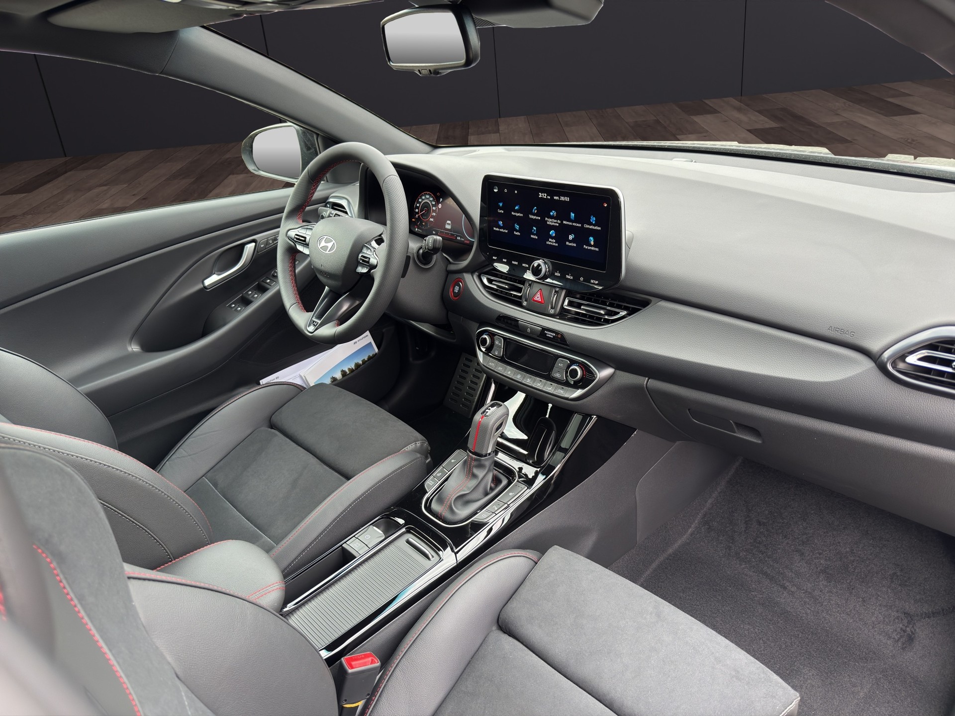 HYUNDAI i30 1.6 T-GDi N-Line DCT-image-15