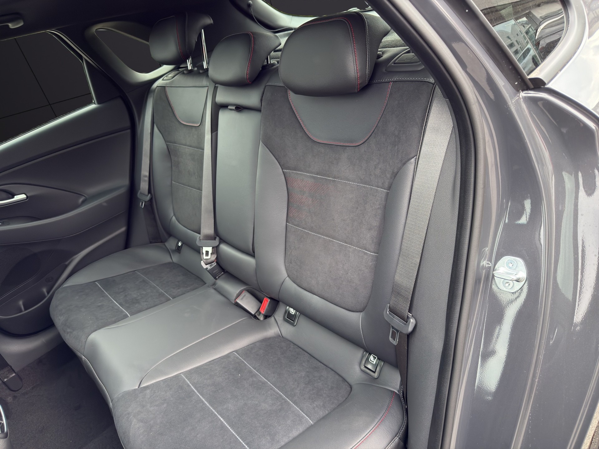 HYUNDAI i30 1.6 T-GDi N-Line DCT-image-13