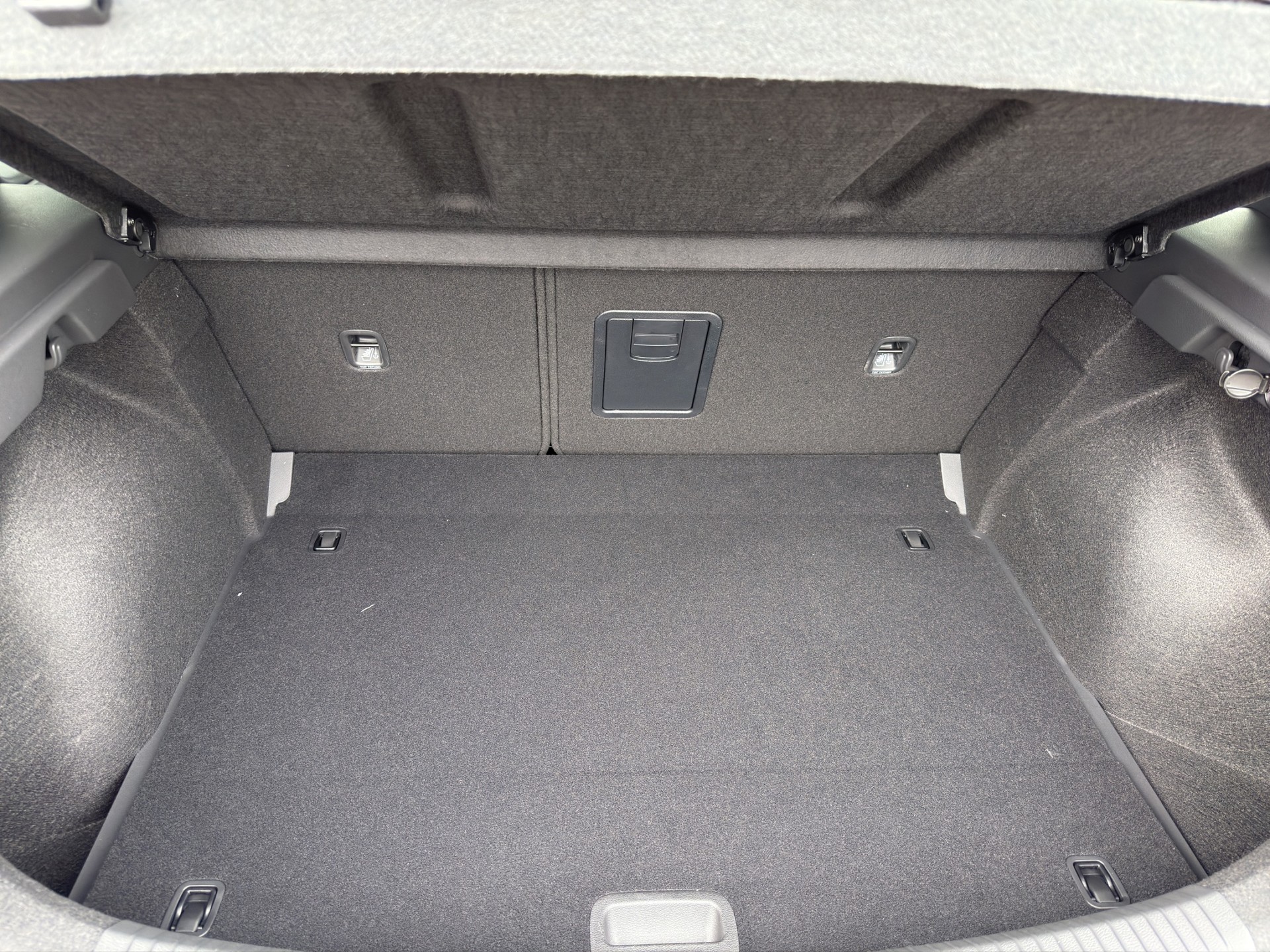 HYUNDAI i30 1.6 T-GDi N-Line DCT-image-14