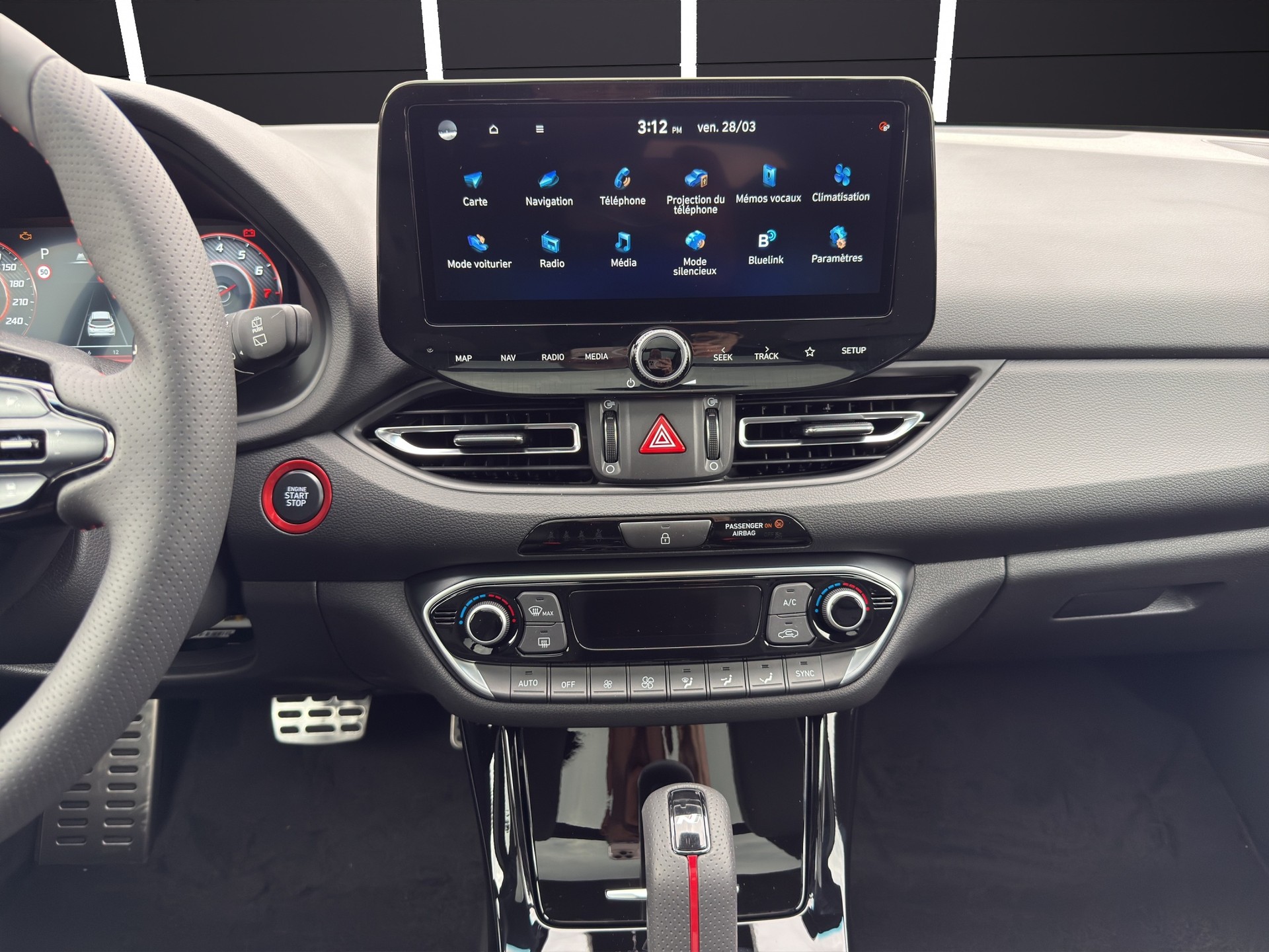 HYUNDAI i30 1.6 T-GDi N-Line DCT-image-9
